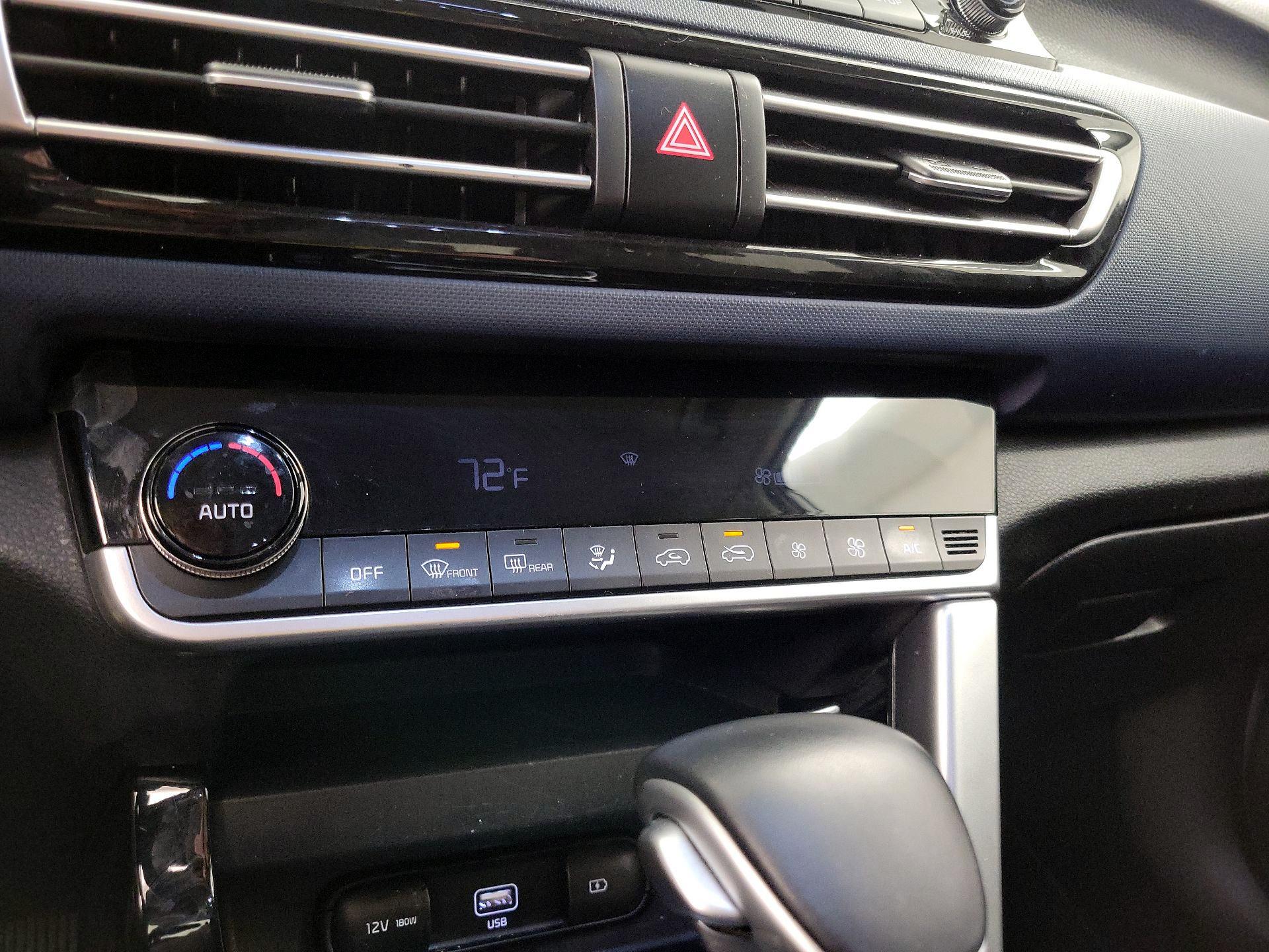 Thumbnail: 2022 Kia Seltos - 17