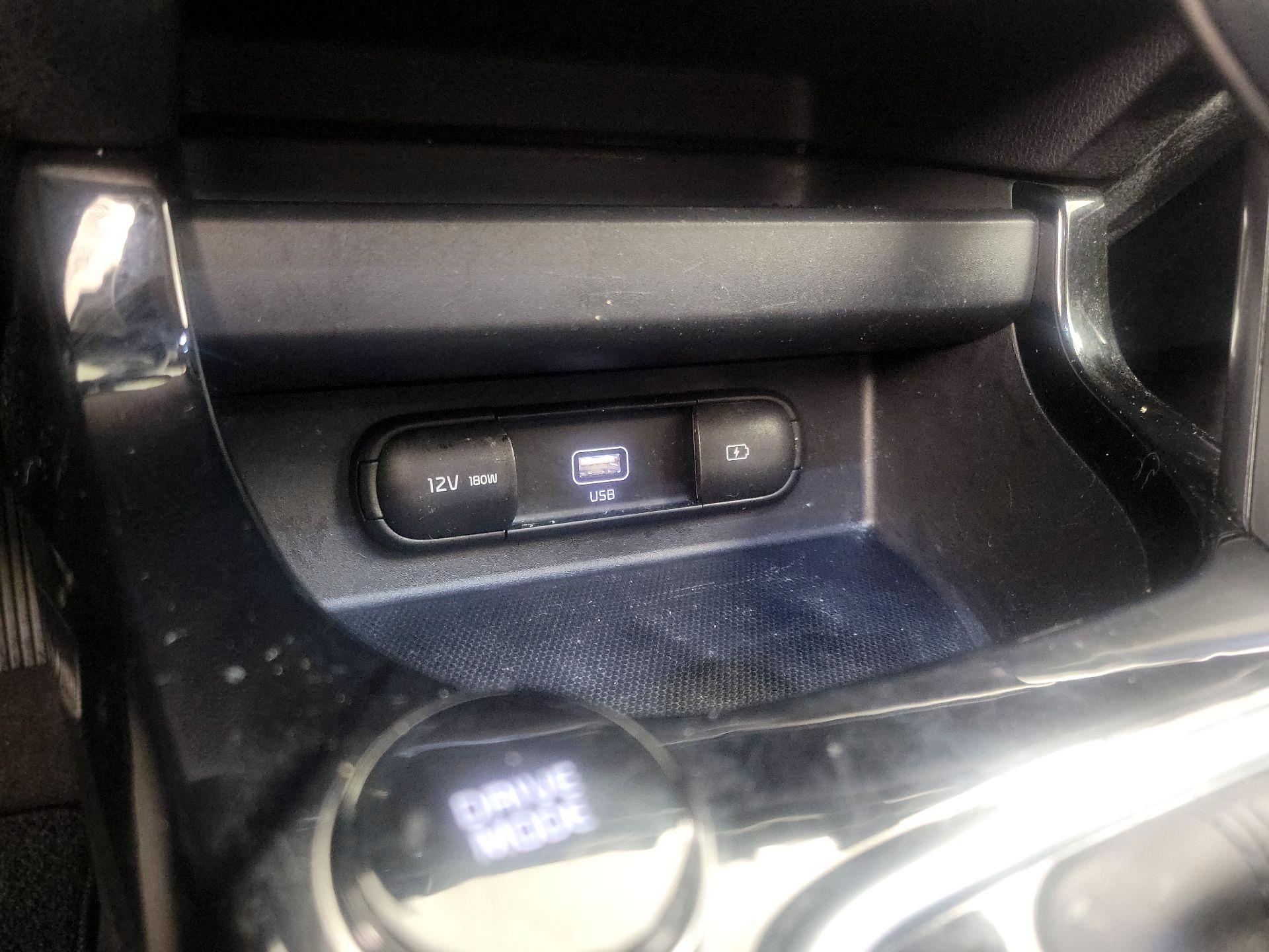 Thumbnail: 2022 Kia Seltos - 19