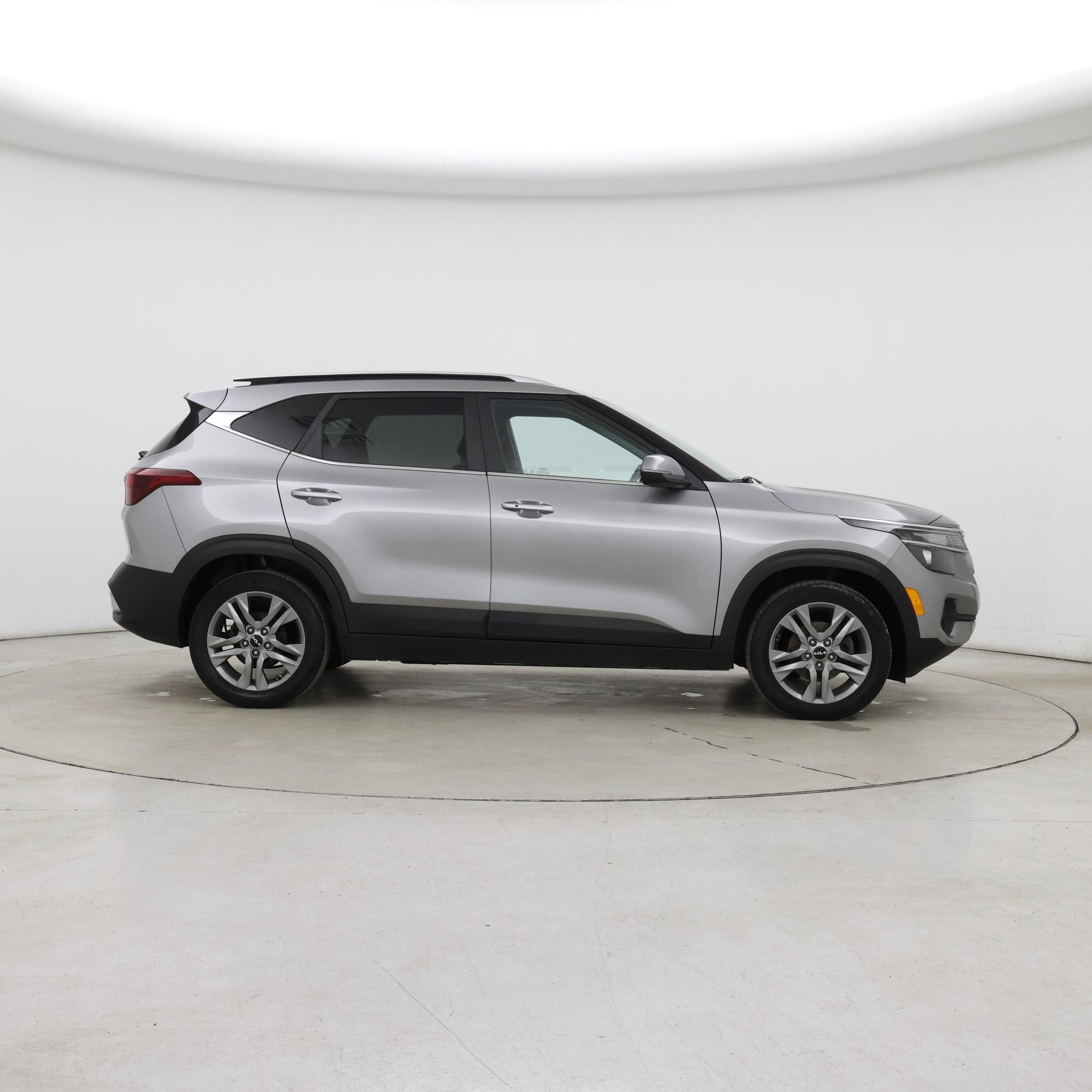 Thumbnail: 2022 Kia Seltos - 7