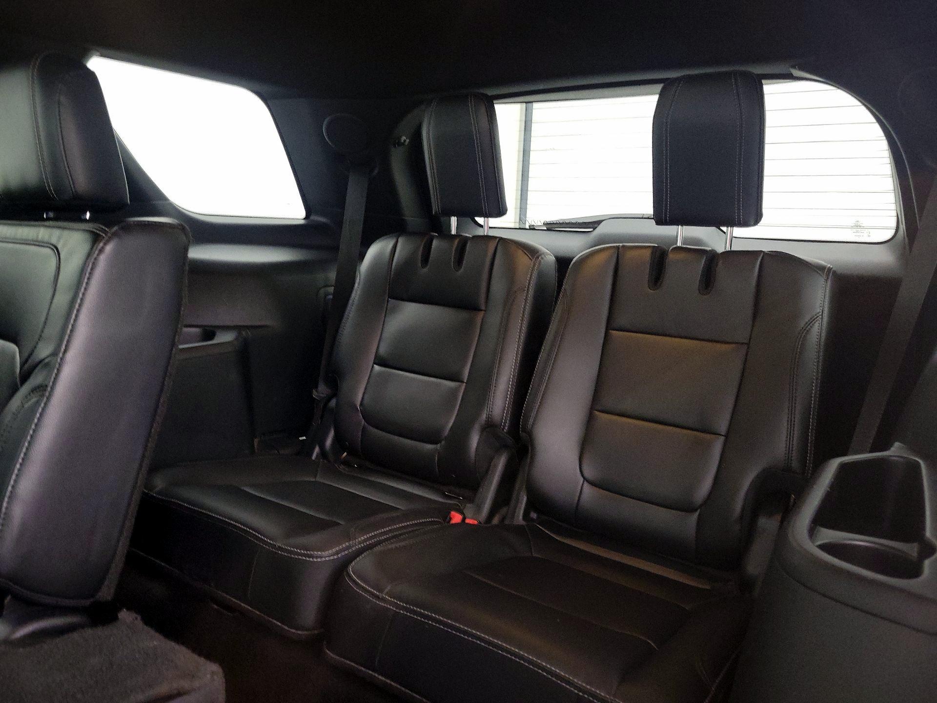 Thumbnail: 2016 Ford Explorer - 20