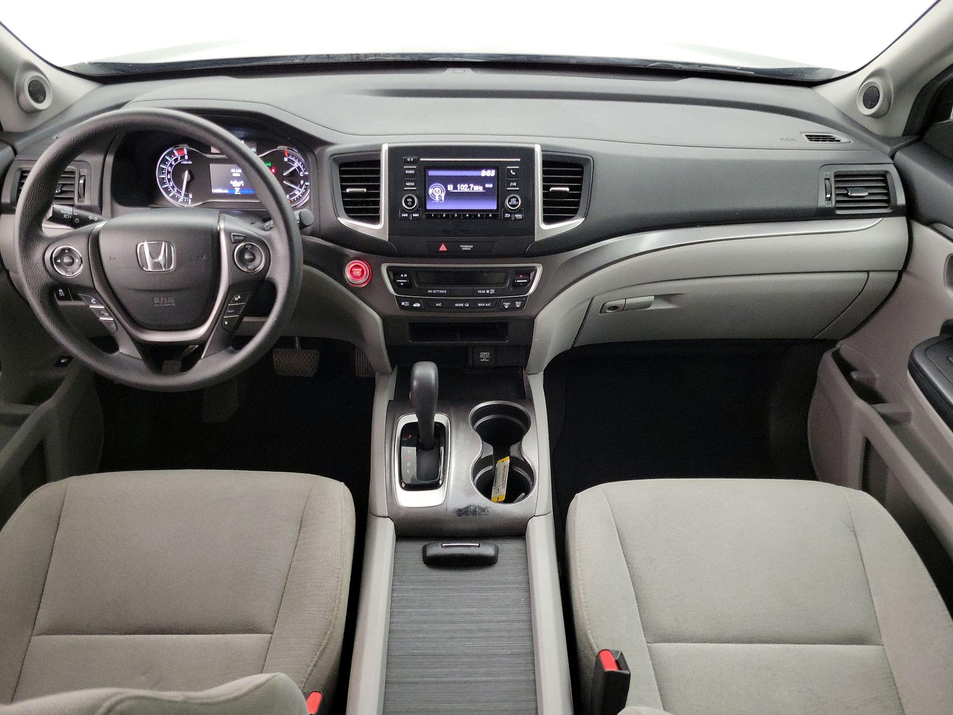 Thumbnail: 2018 Honda Pilot - 9