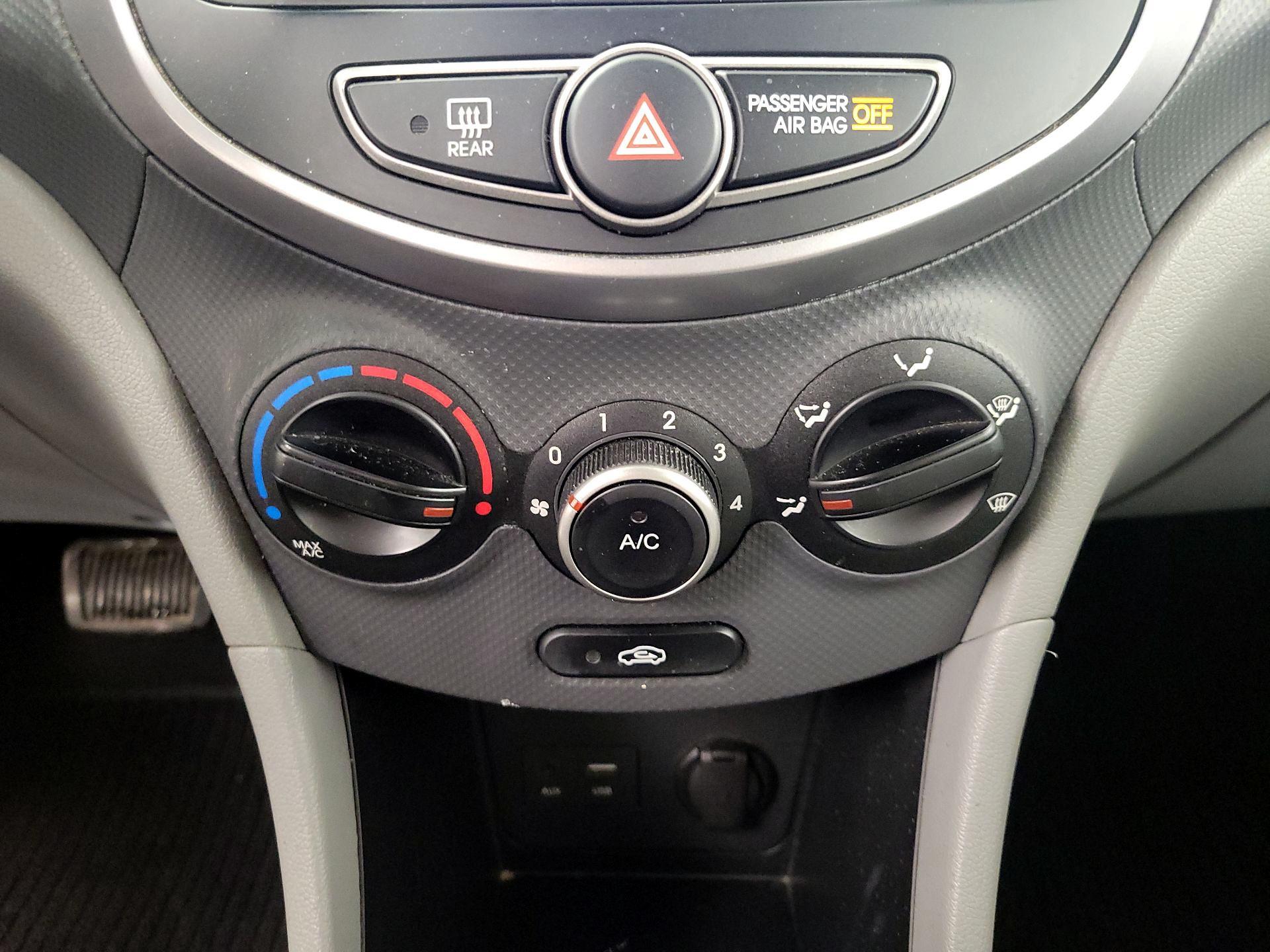 Thumbnail: 2016 Hyundai Accent - 15