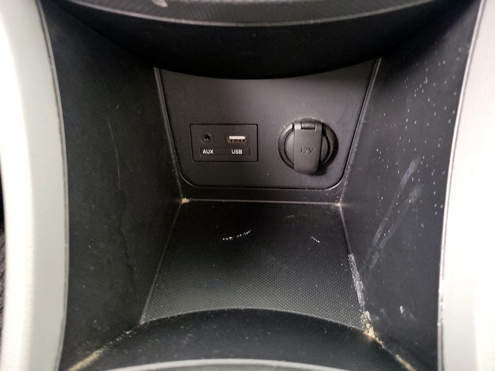 Thumbnail: 2016 Hyundai Accent - 17