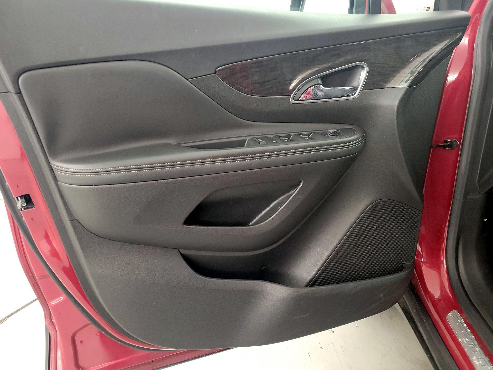 Thumbnail: 2015 Buick Encore - 12