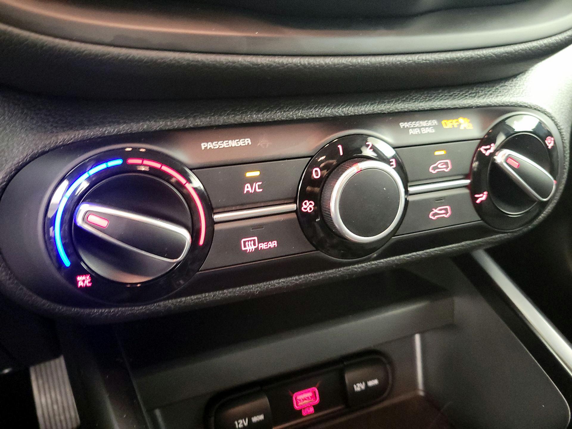 Thumbnail: 2021 Kia Soul - 16