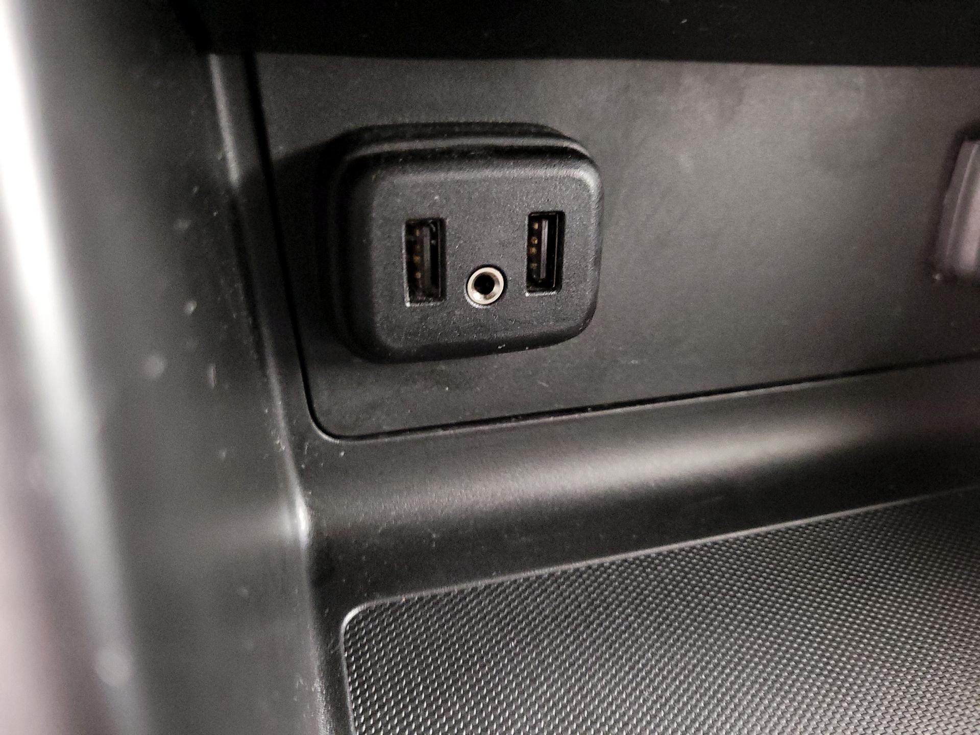 Thumbnail: 2021 Chevrolet Colorado - 18