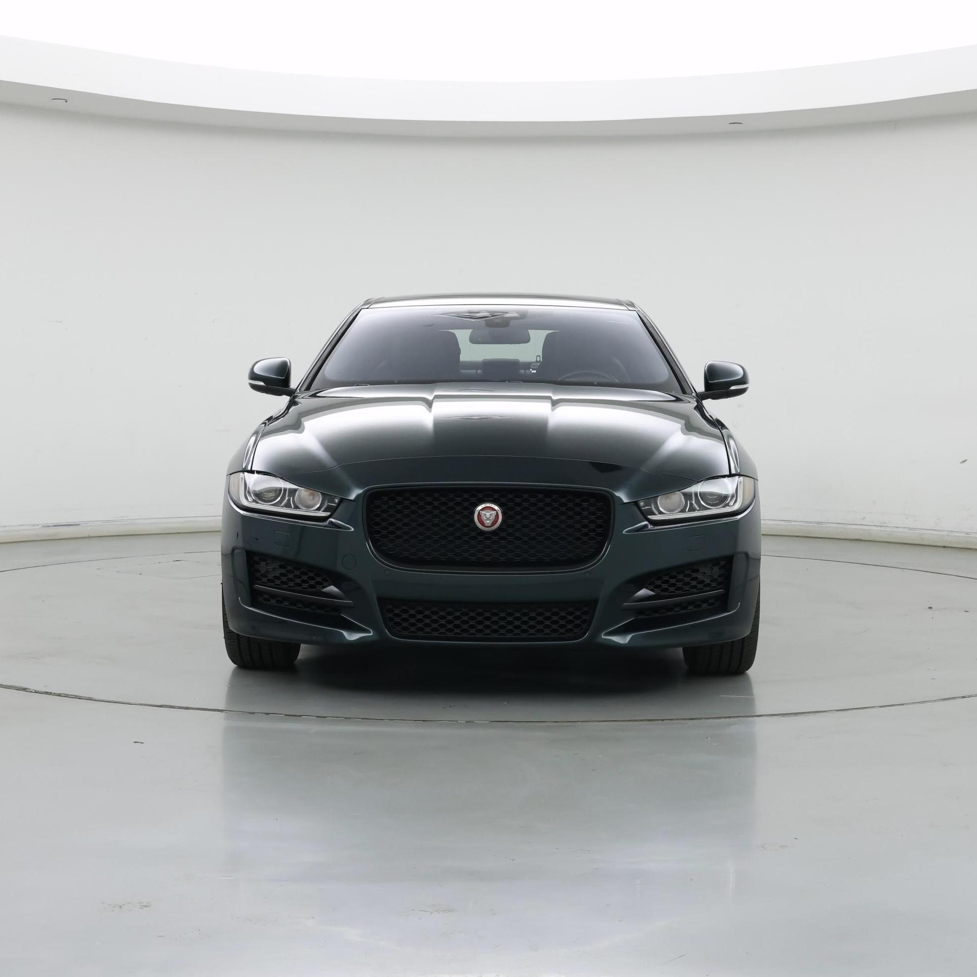 Thumbnail: 2017 Jaguar XE - 5