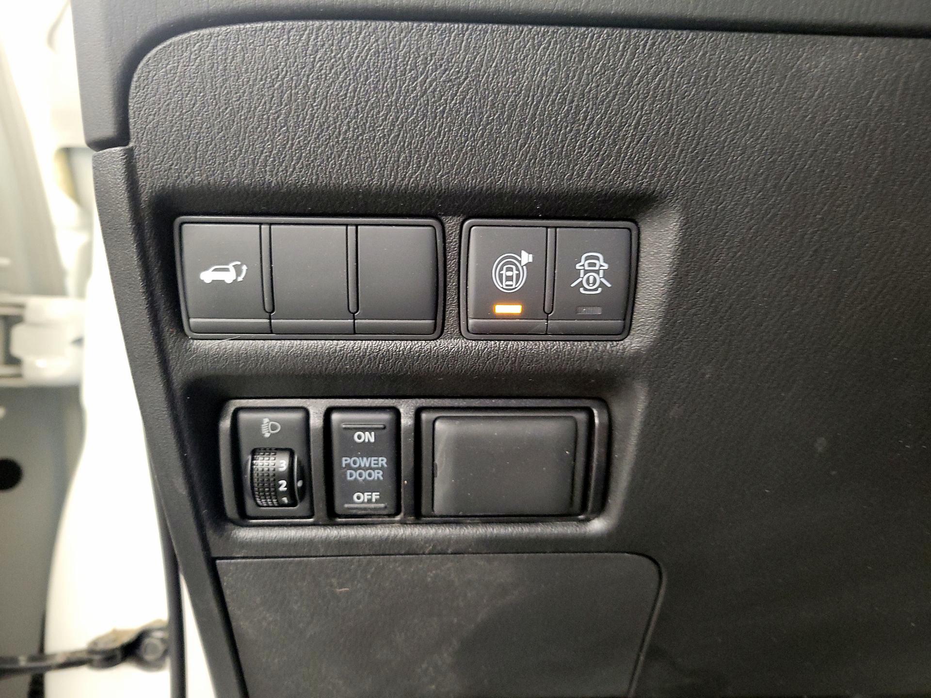 Thumbnail: 2019 Nissan Armada - 13