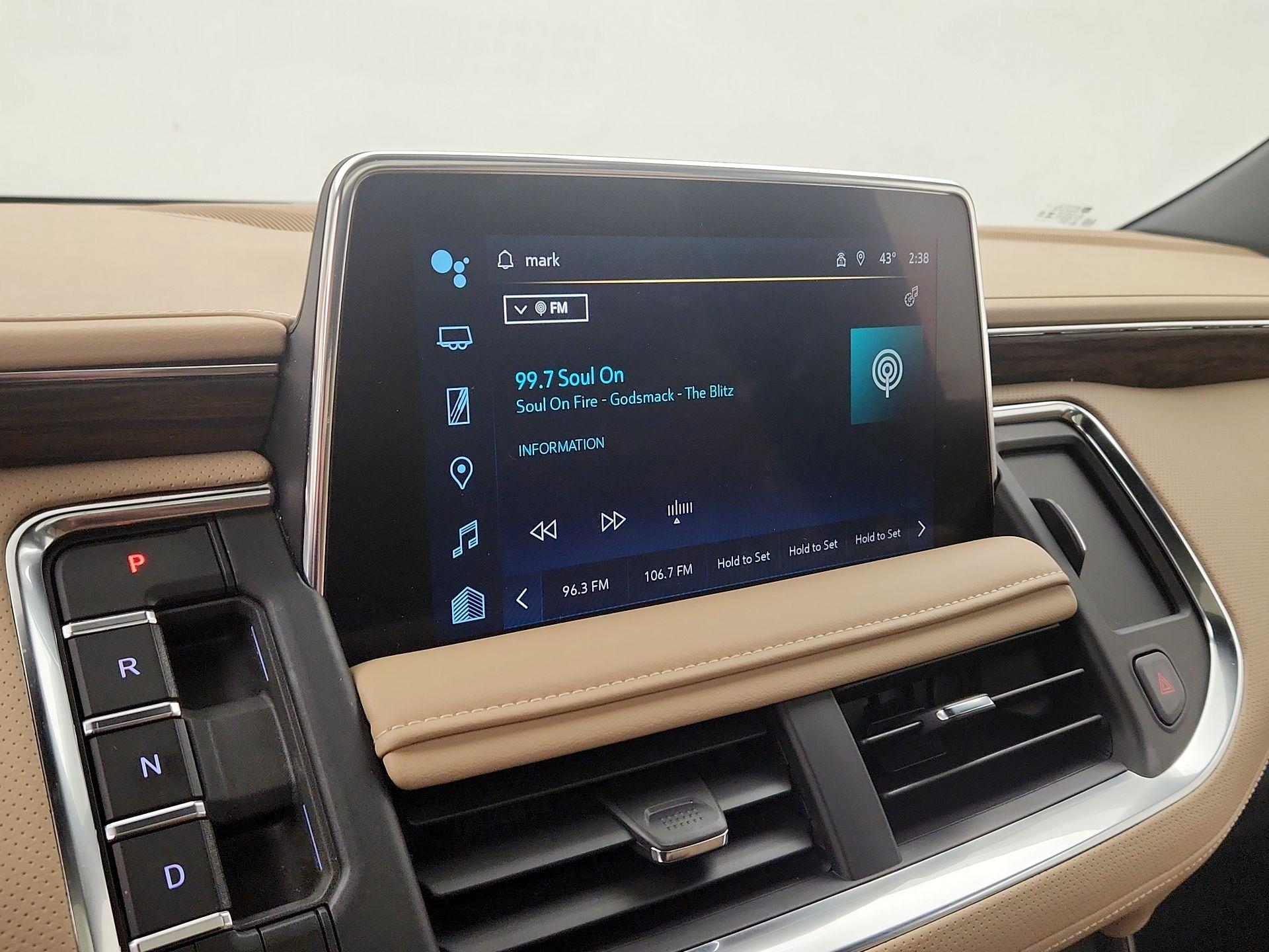 Thumbnail: 2024 Chevrolet Tahoe - 15