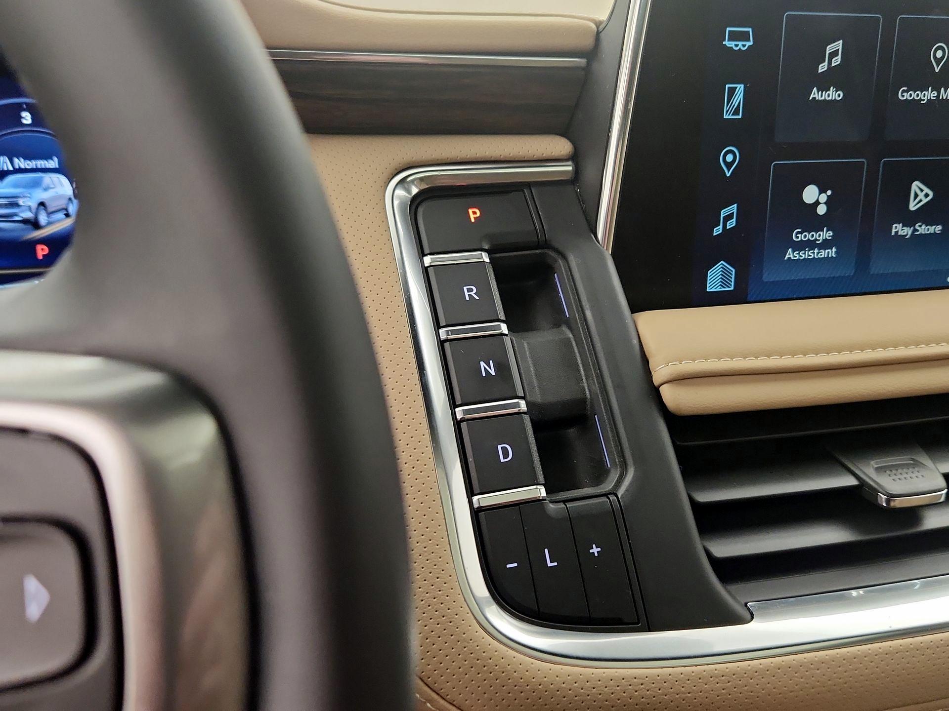 Thumbnail: 2024 Chevrolet Tahoe - 17