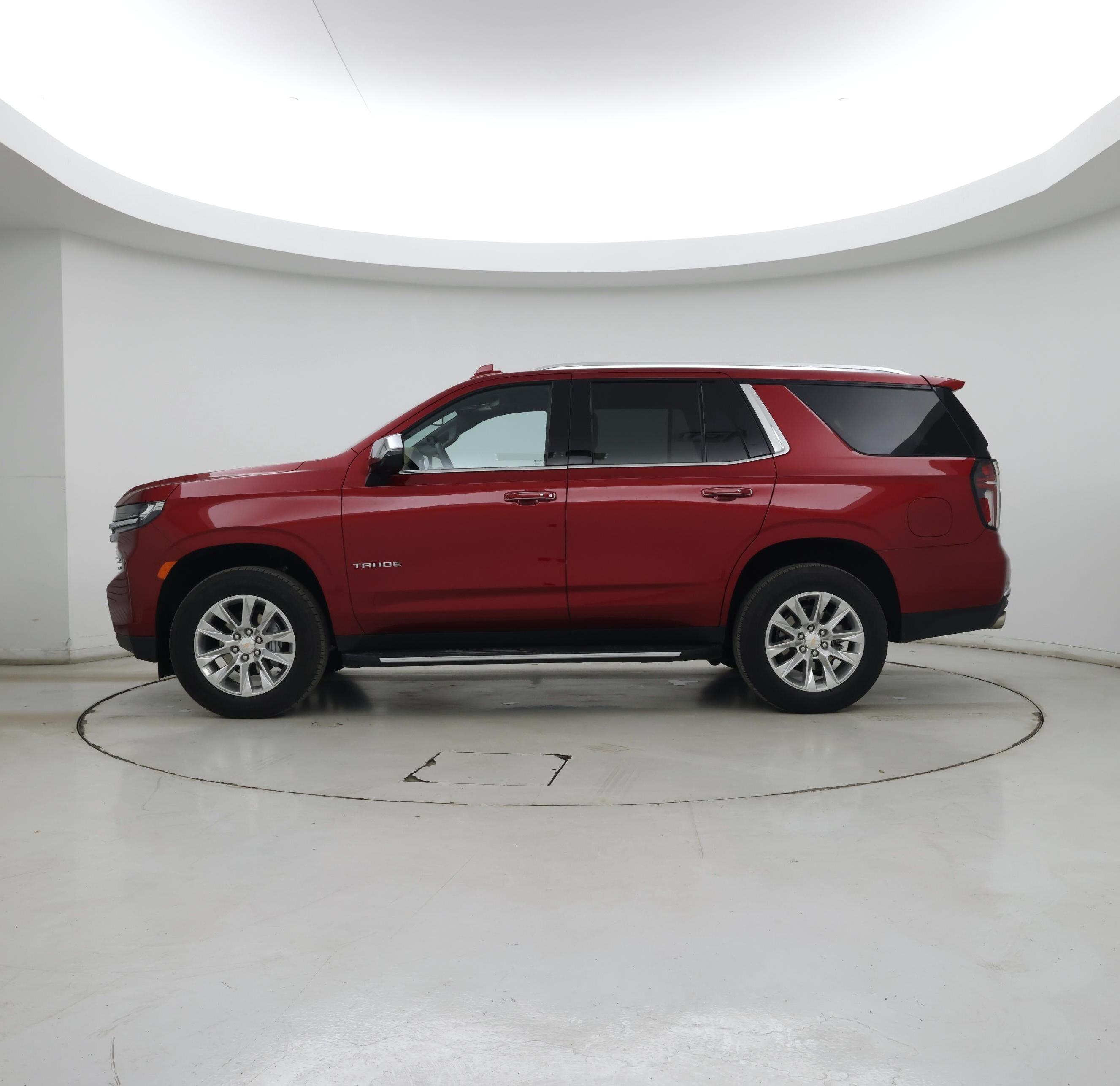 Thumbnail: 2024 Chevrolet Tahoe - 3