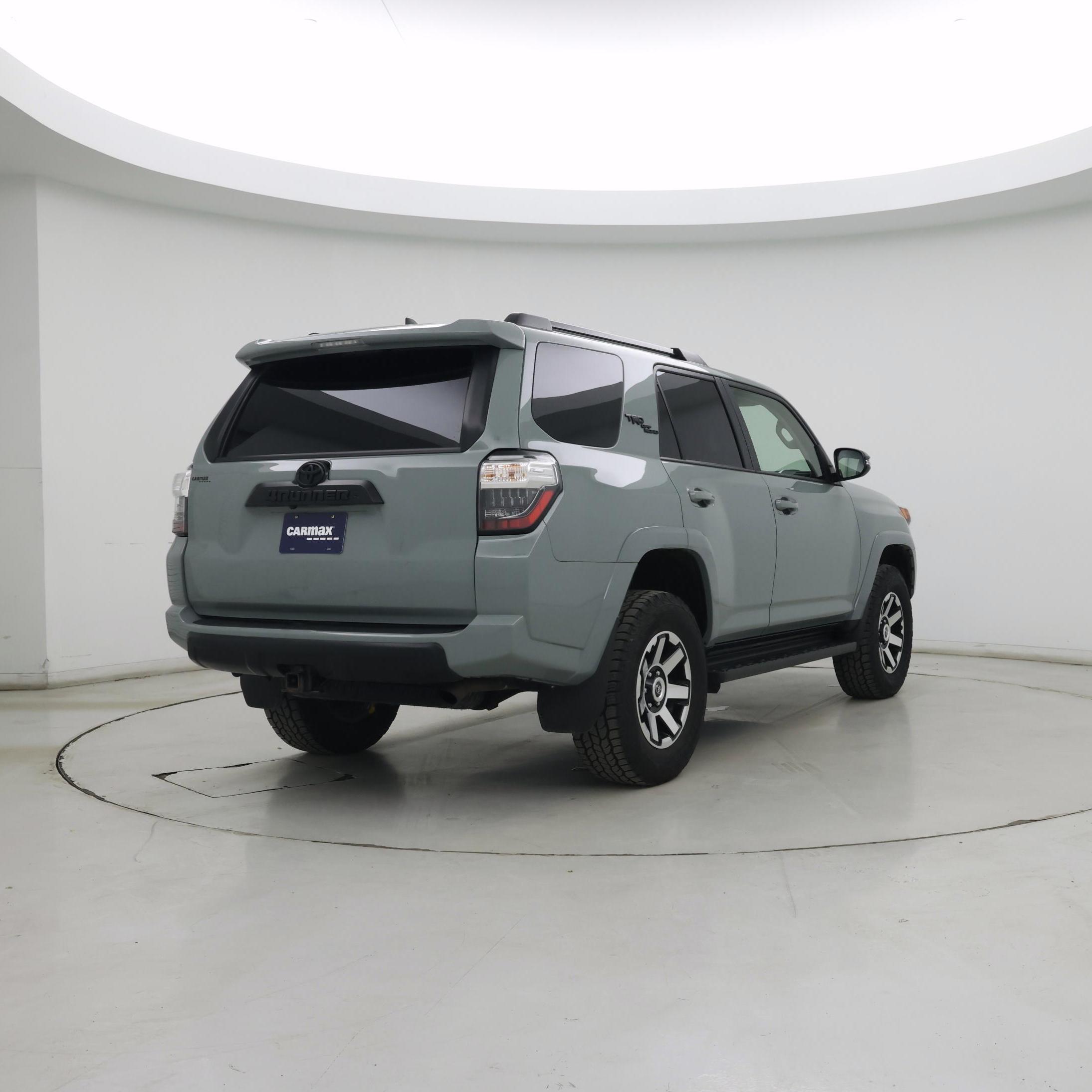 Thumbnail: 2023 Toyota 4Runner - 8