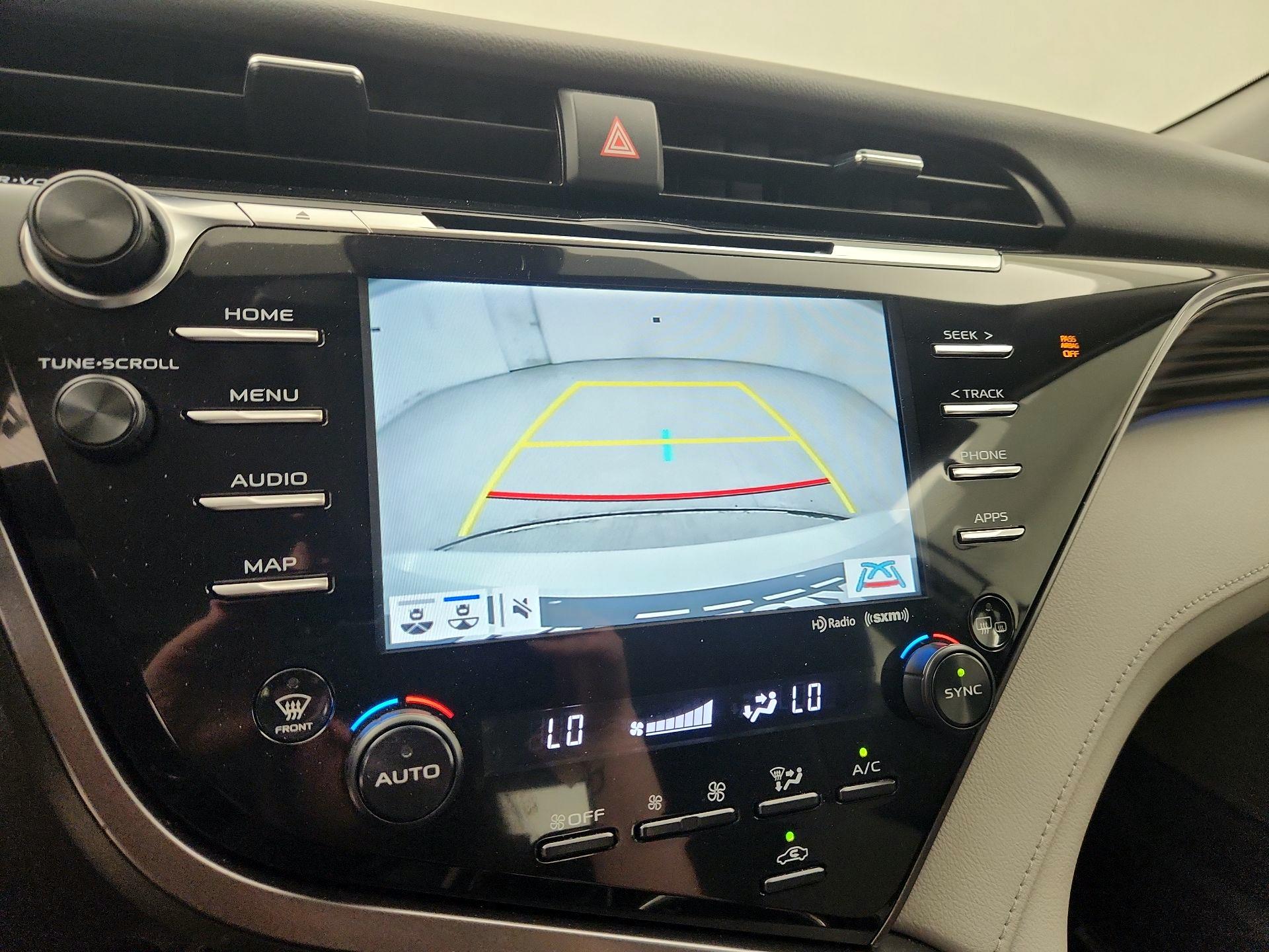 Thumbnail: 2020 Toyota Camry - 14