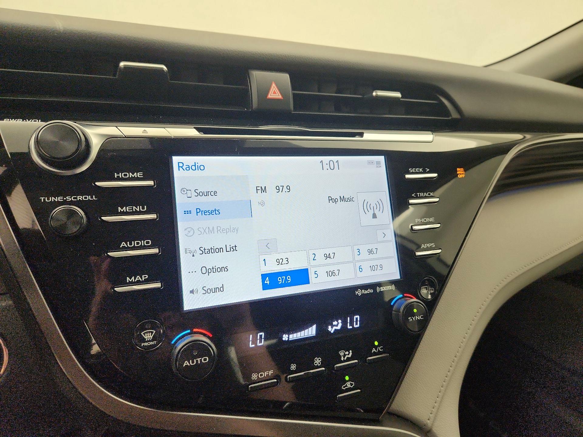 Thumbnail: 2020 Toyota Camry - 15