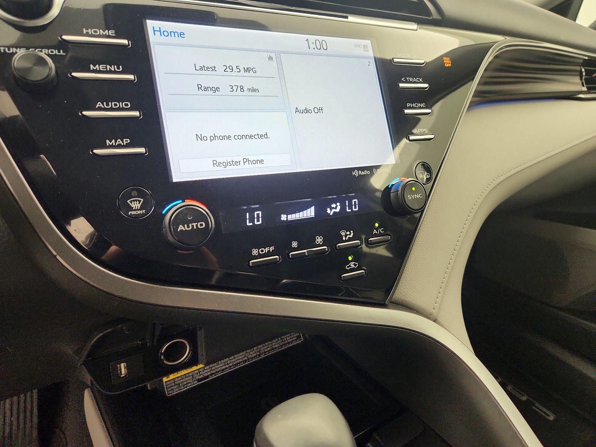 Thumbnail: 2020 Toyota Camry - 16