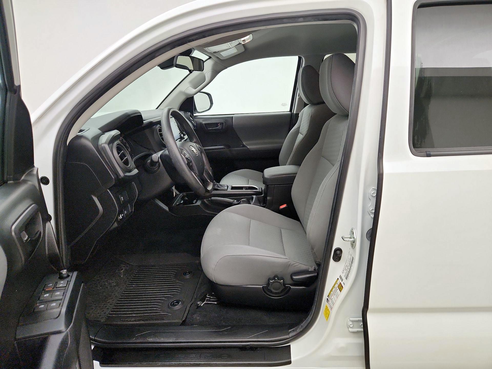 Thumbnail: 2023 Toyota Tacoma - 11