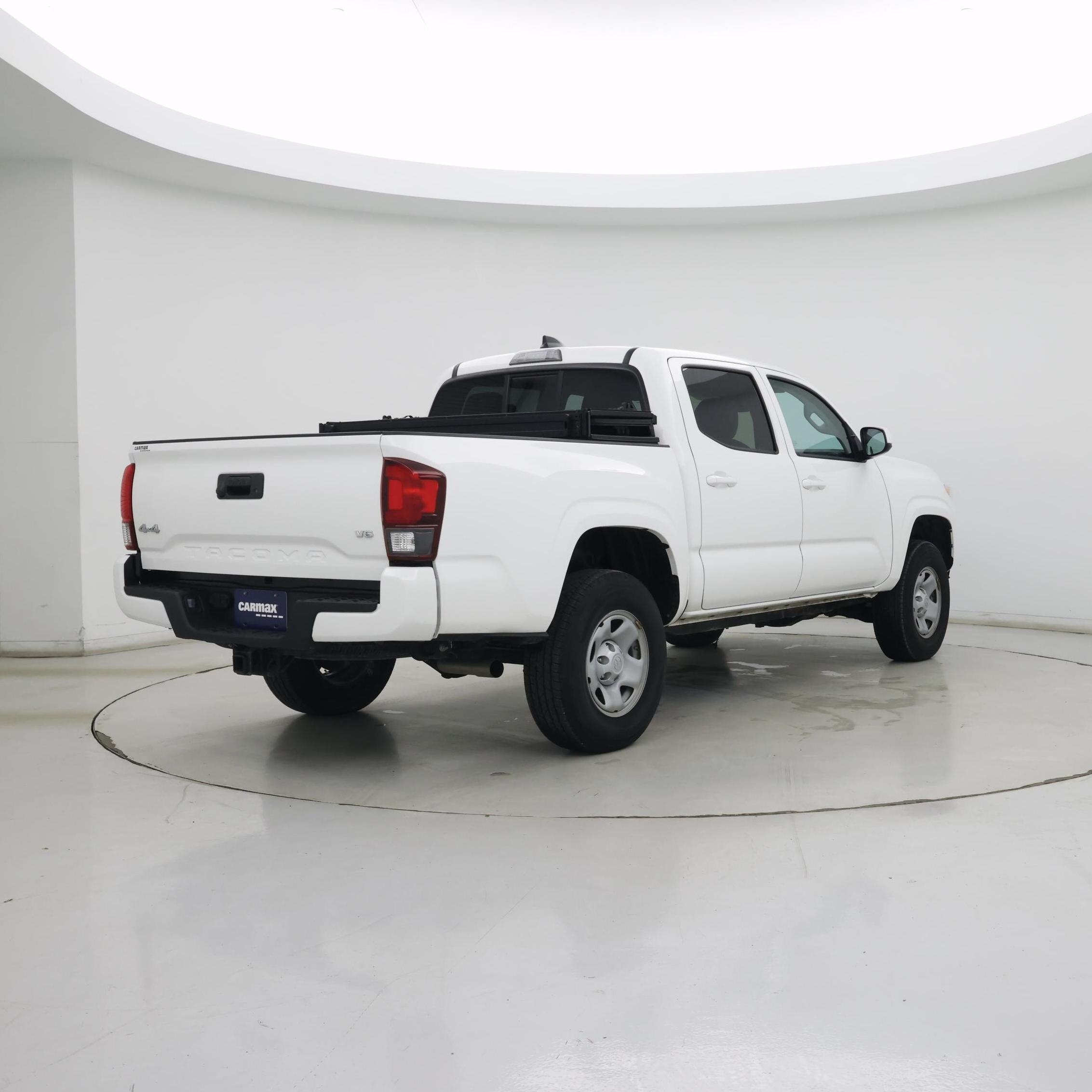 Thumbnail: 2023 Toyota Tacoma - 8