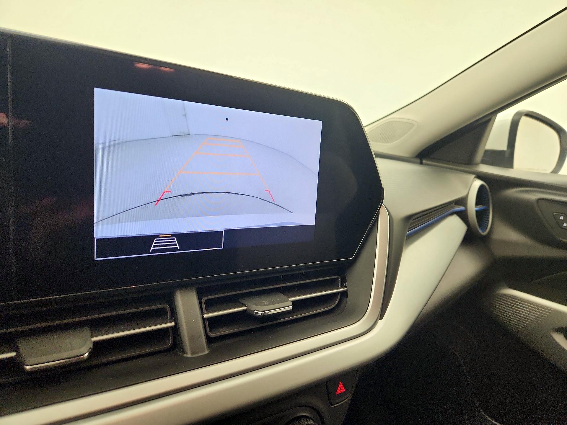 Thumbnail: 2025 Chevrolet Trax - 14