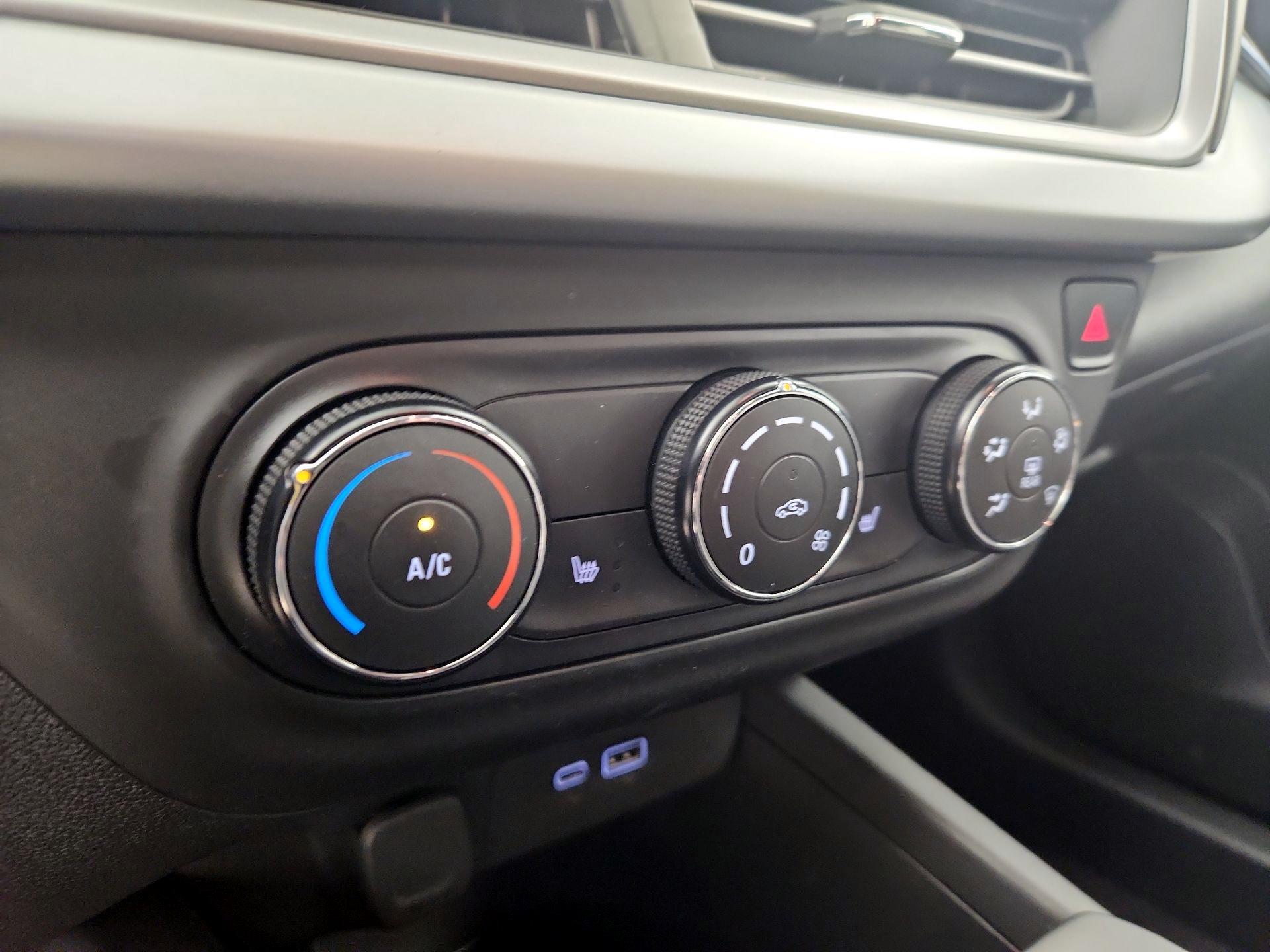 Thumbnail: 2025 Chevrolet Trax - 16