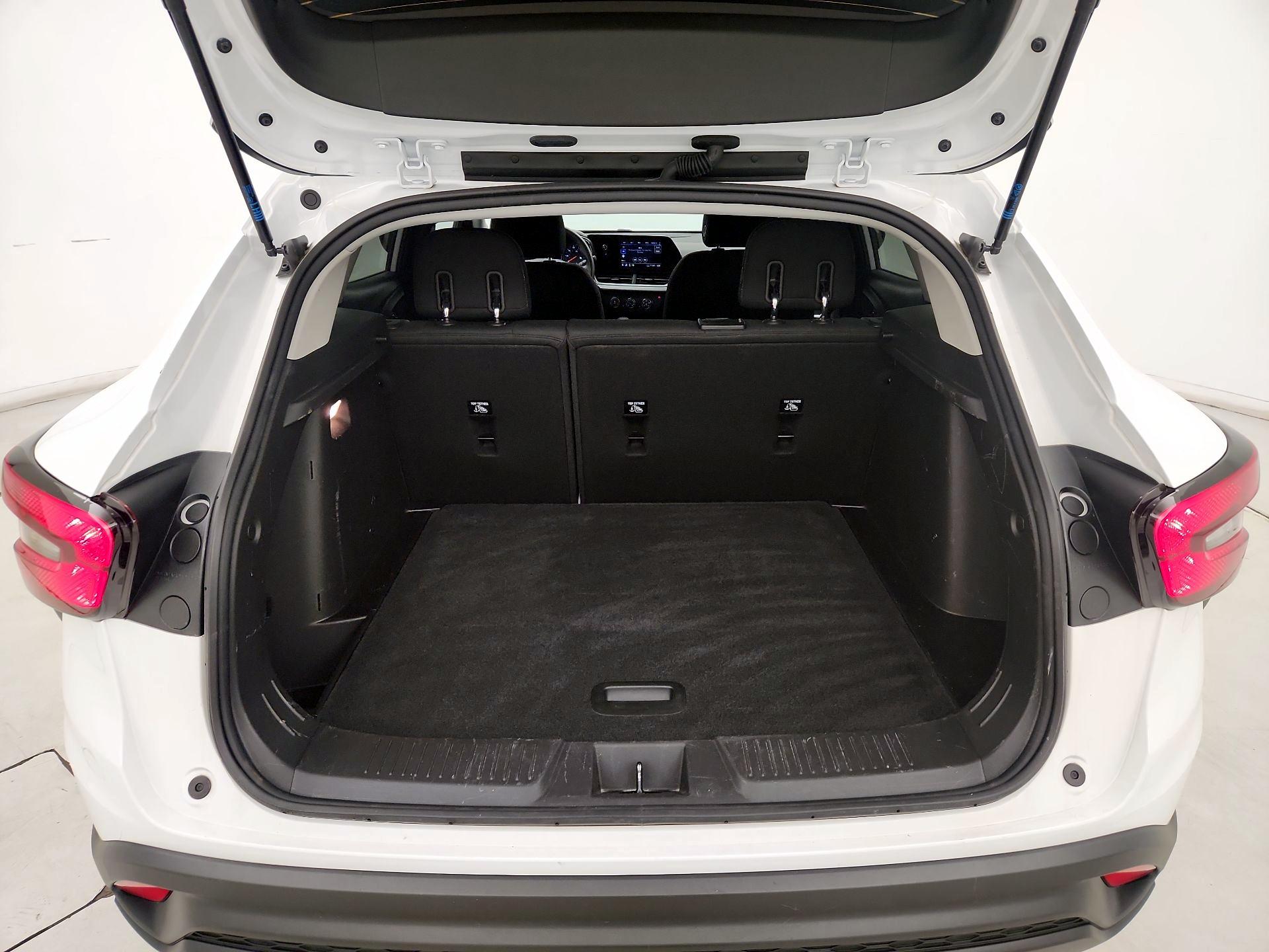 Thumbnail: 2025 Chevrolet Trax - 20