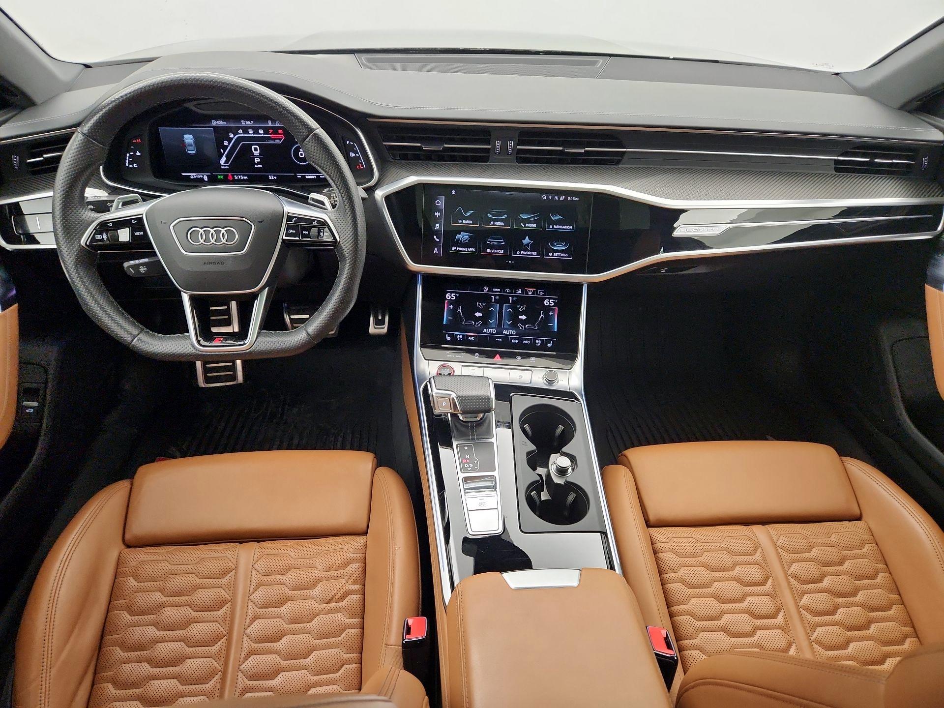 Thumbnail: 2022 Audi RS 7 - 9