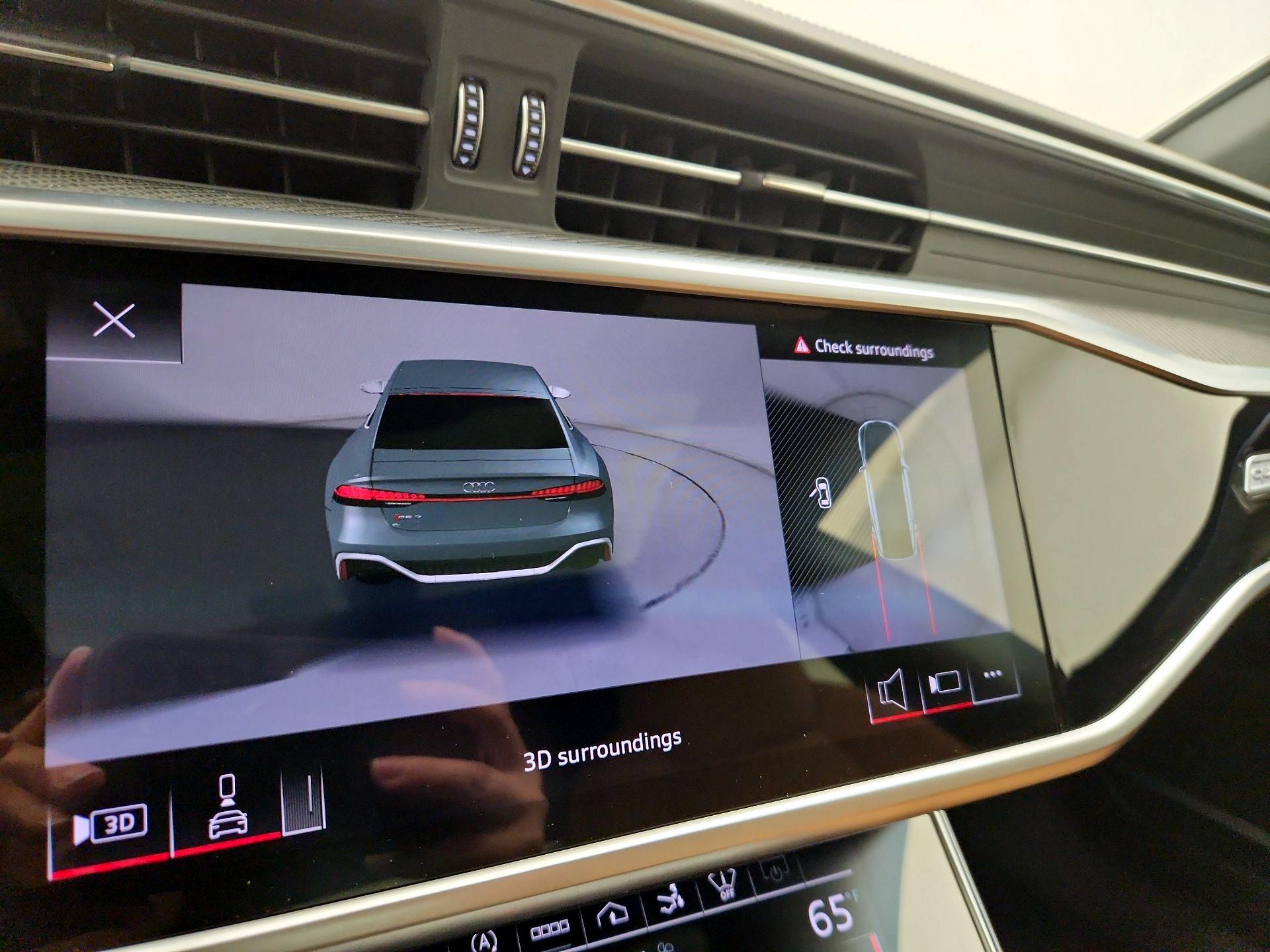 Thumbnail: 2022 Audi RS 7 - 15