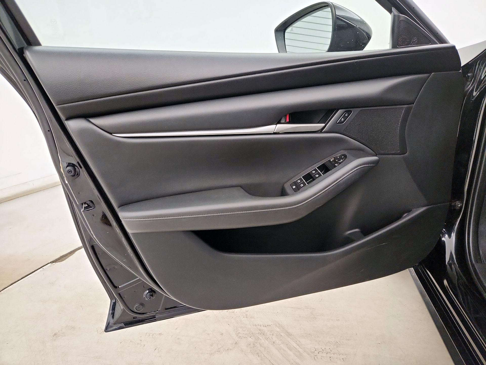 Thumbnail: 2021 Mazda Mazda3 - 12