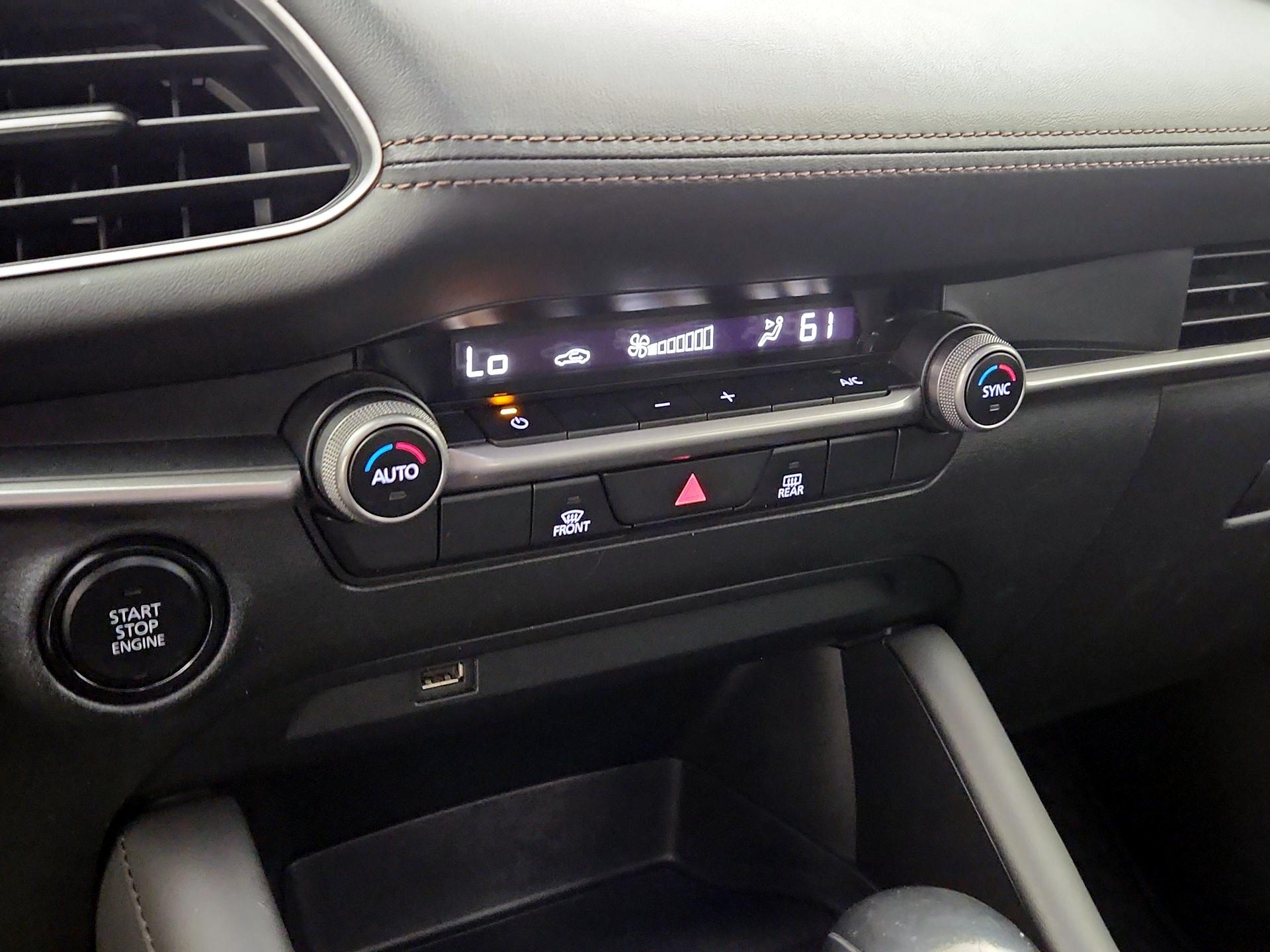 Thumbnail: 2021 Mazda Mazda3 - 16