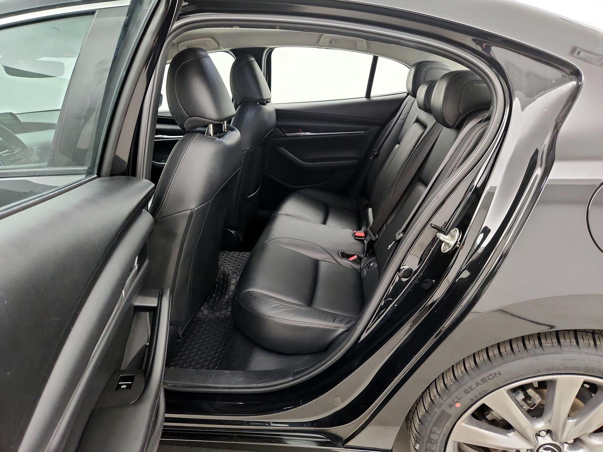 Thumbnail: 2021 Mazda Mazda3 - 19