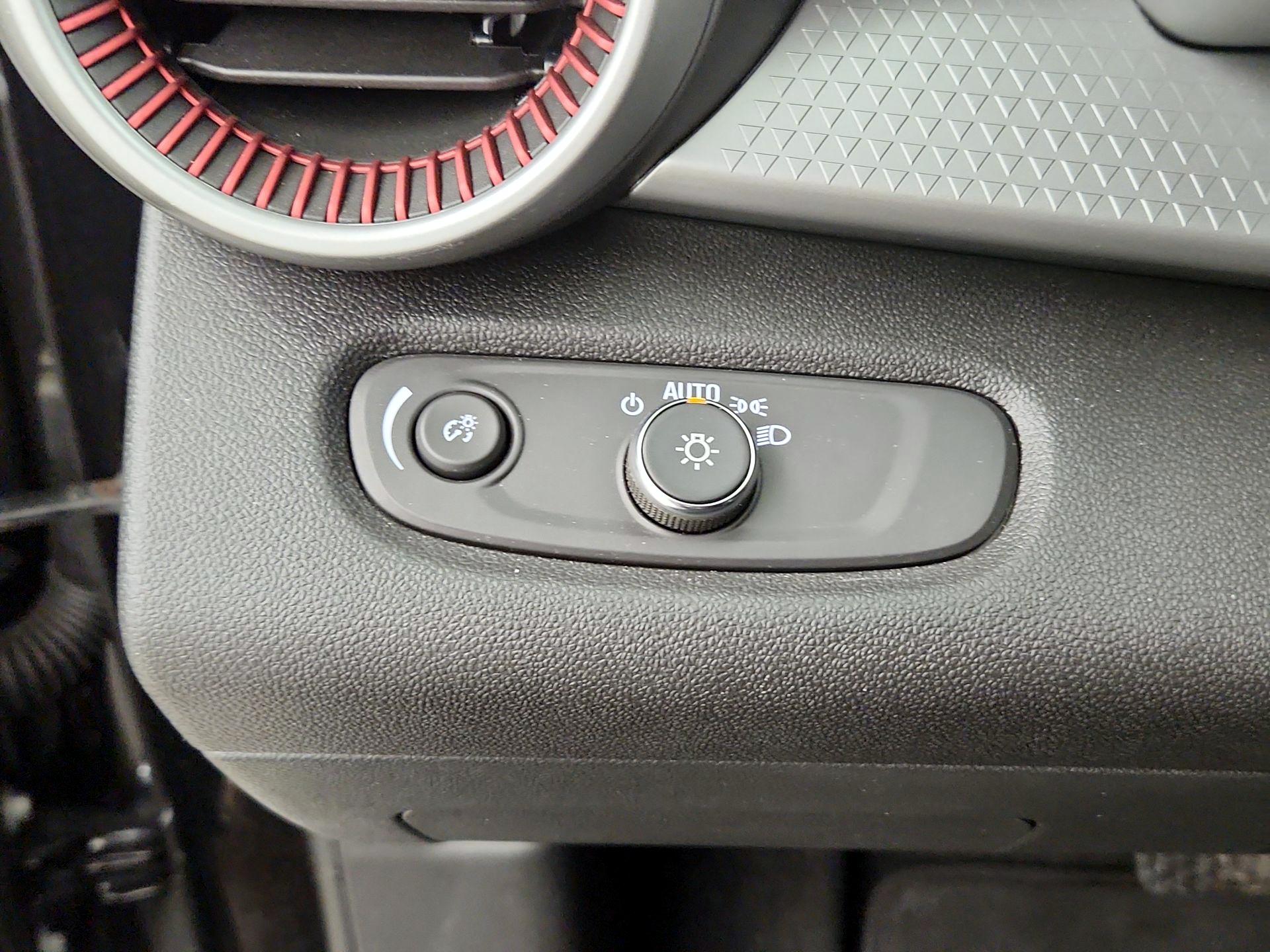 Thumbnail: 2024 Chevrolet Trax - 13