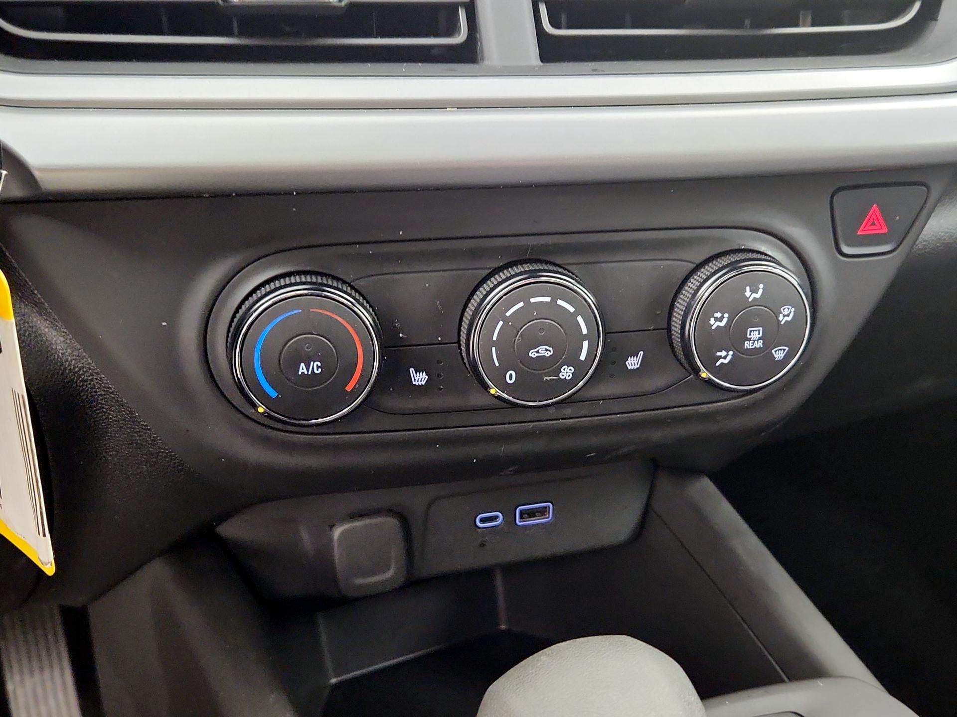 Thumbnail: 2024 Chevrolet Trax - 16