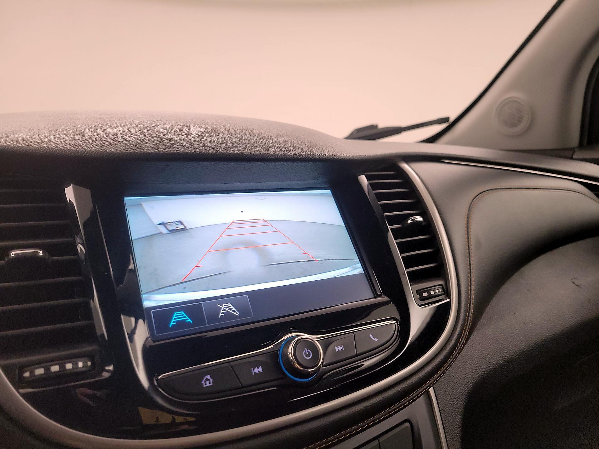 Thumbnail: 2017 Chevrolet Trax - 14