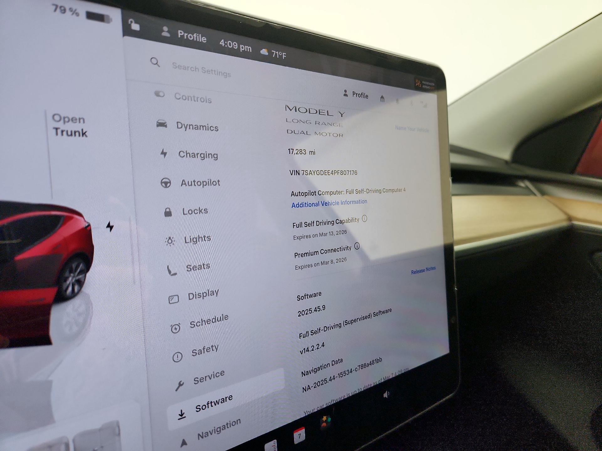 Thumbnail: 2023 Tesla Model Y - 13