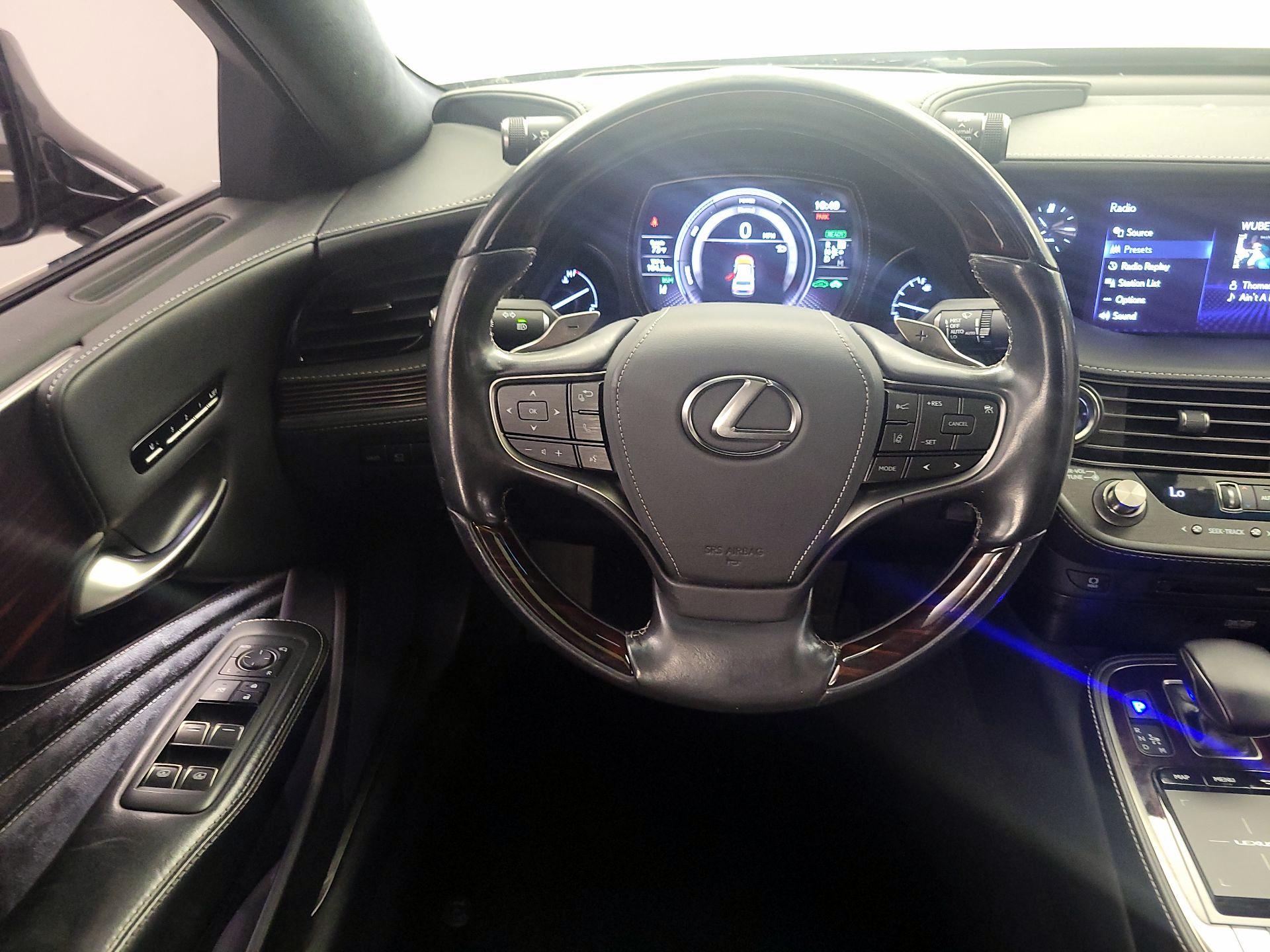 Thumbnail: 2018 Lexus LS - 10