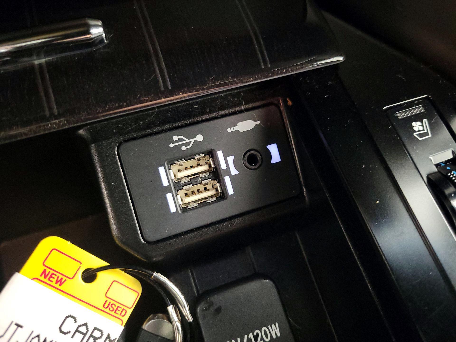 Thumbnail: 2021 Lexus GX - 19