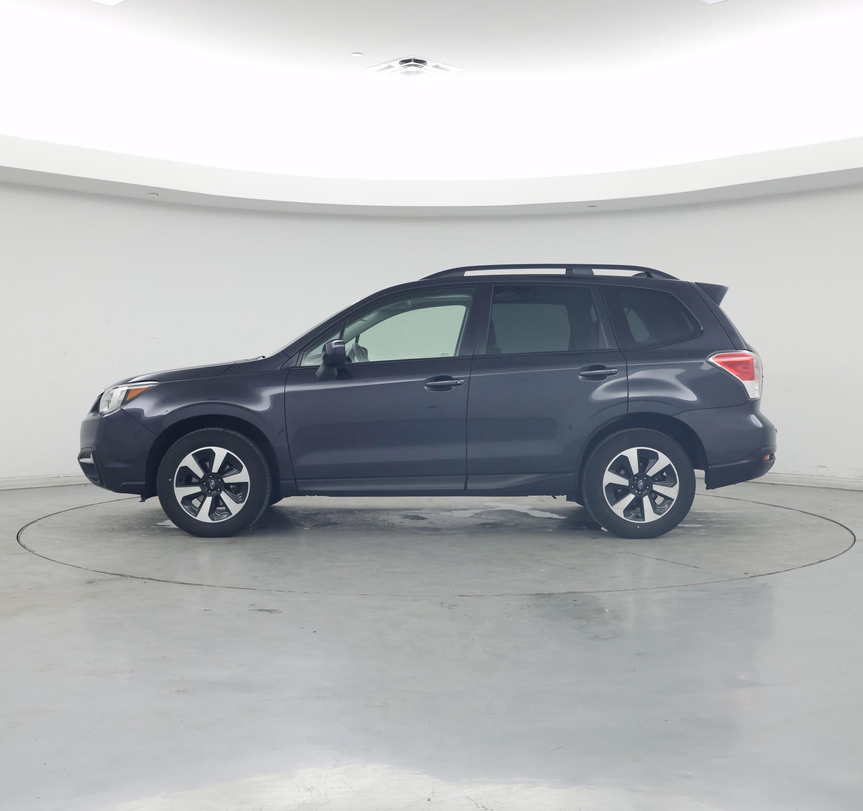 Thumbnail: 2018 Subaru Forester - 3