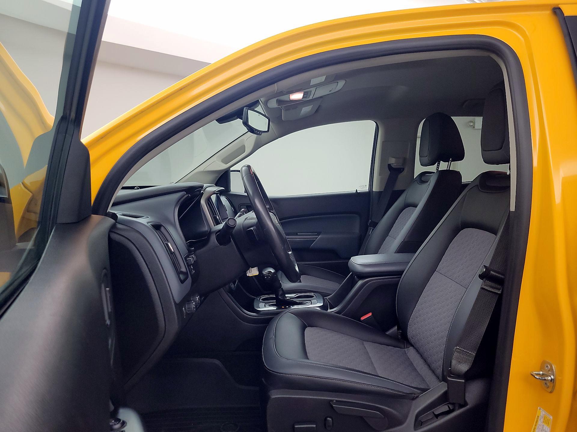 Thumbnail: 2018 Chevrolet Colorado - 11