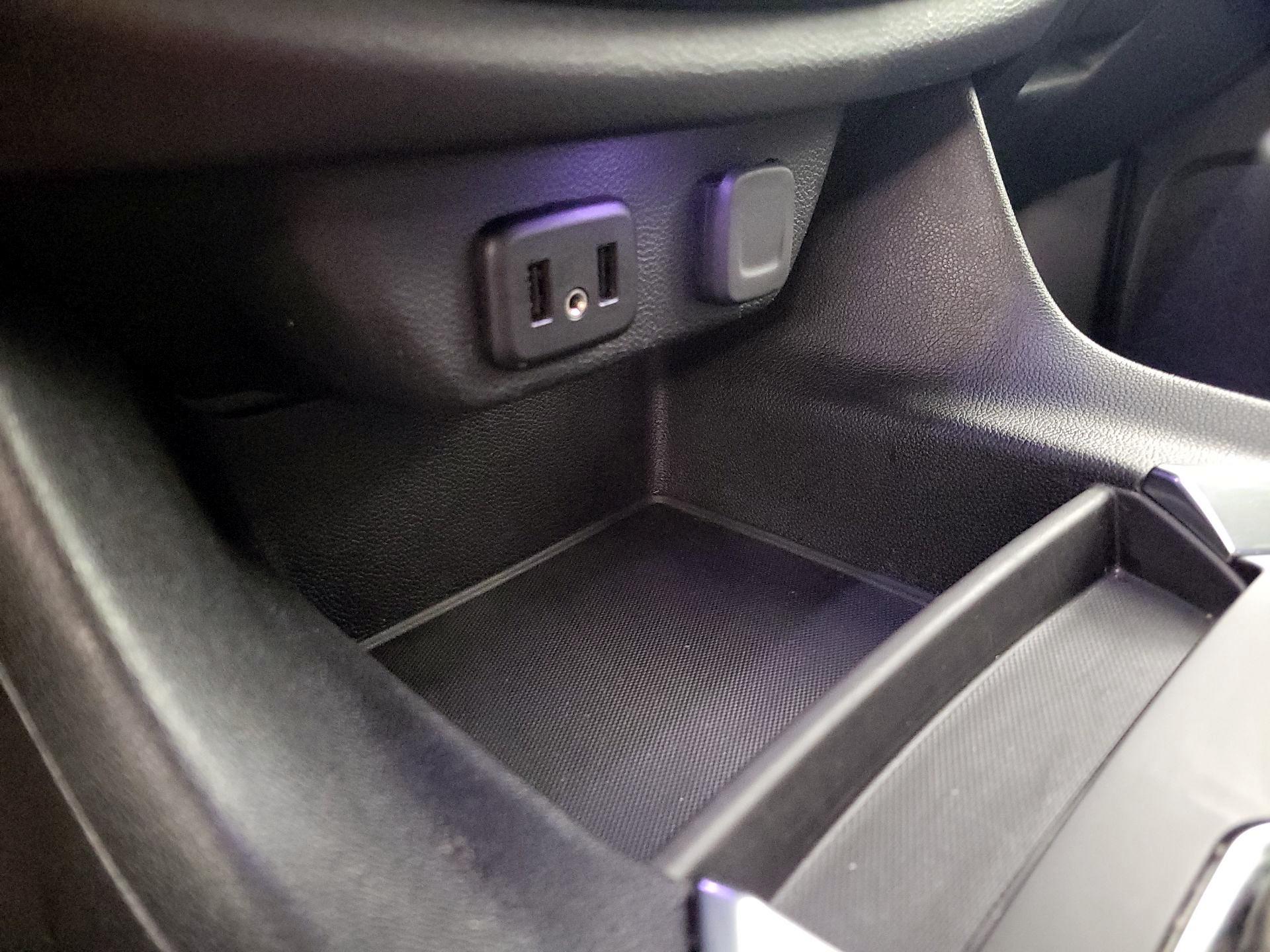 Thumbnail: 2019 Chevrolet Traverse - 18