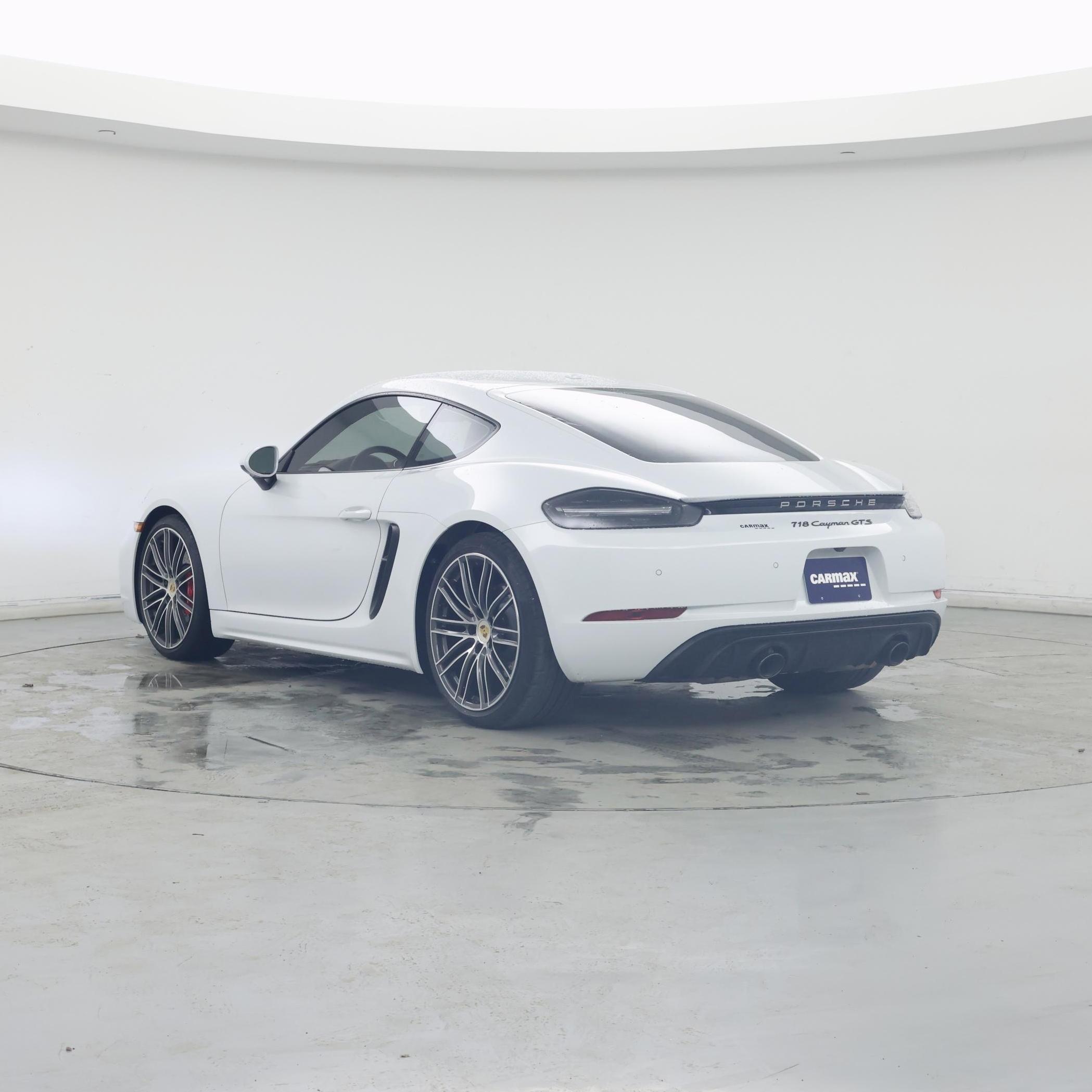 Thumbnail: 2021 Porsche 718 Cayman - 2