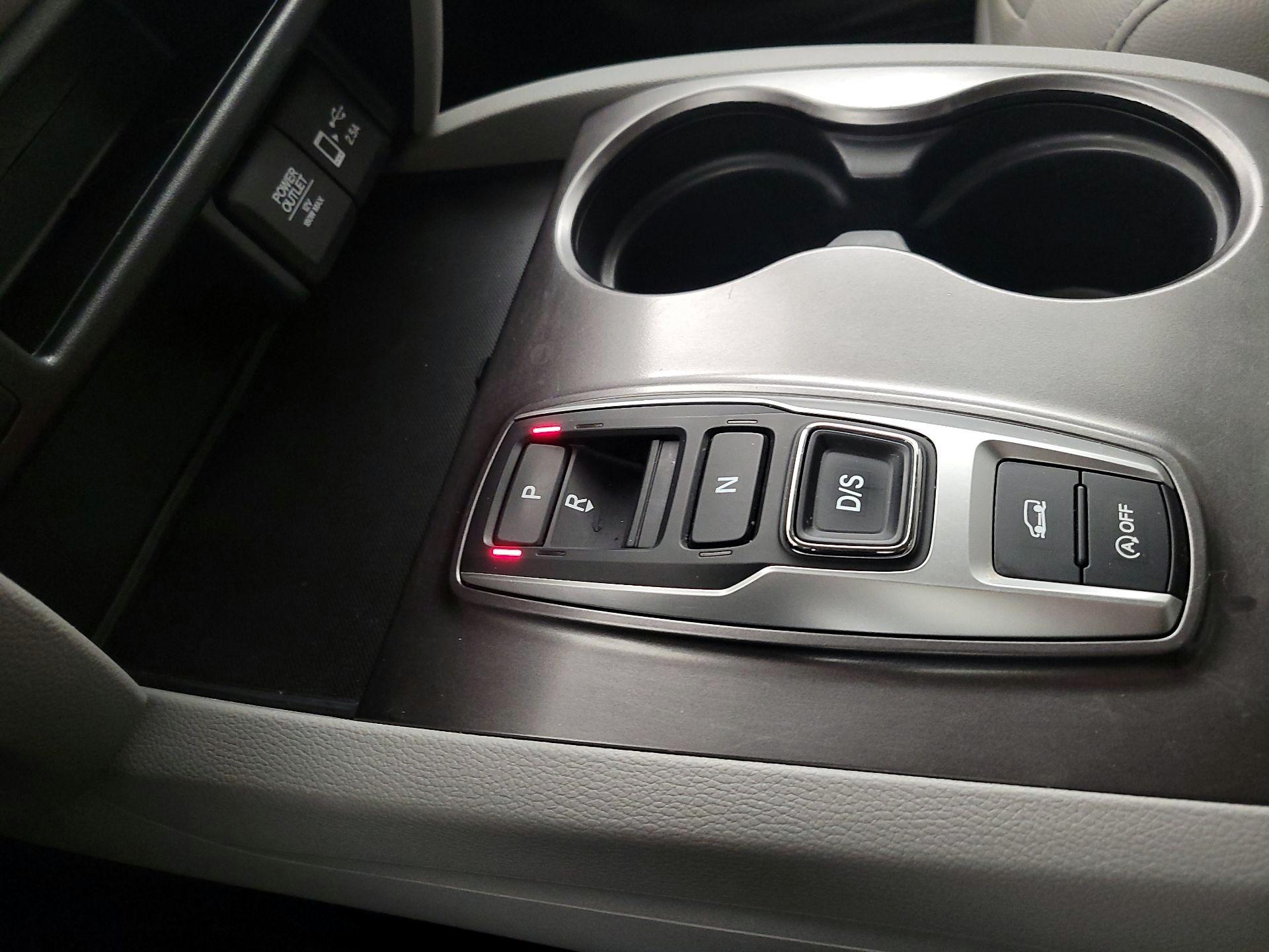 Thumbnail: 2022 Honda Pilot - 17