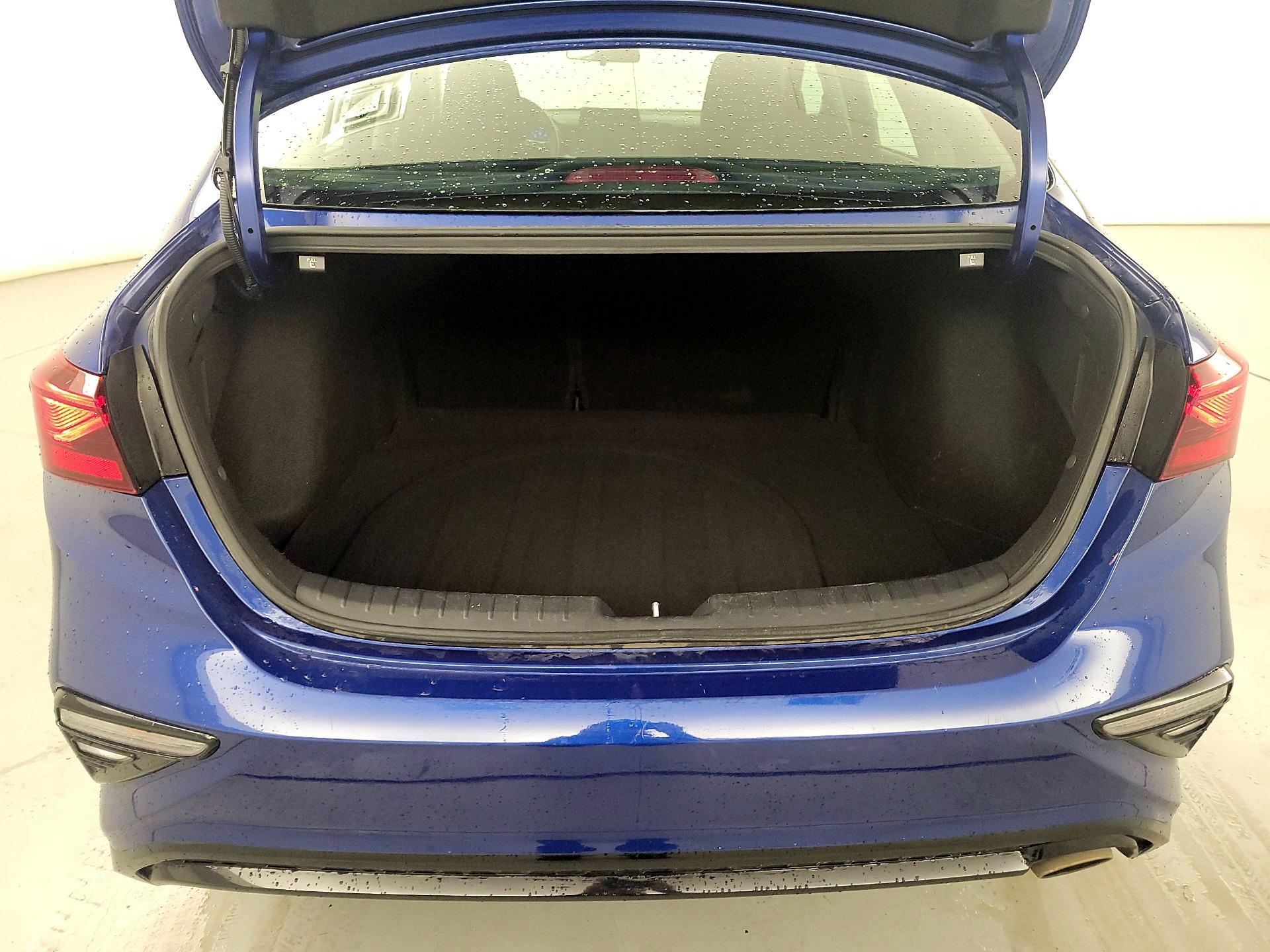 Thumbnail: 2020 Kia Forte - 20