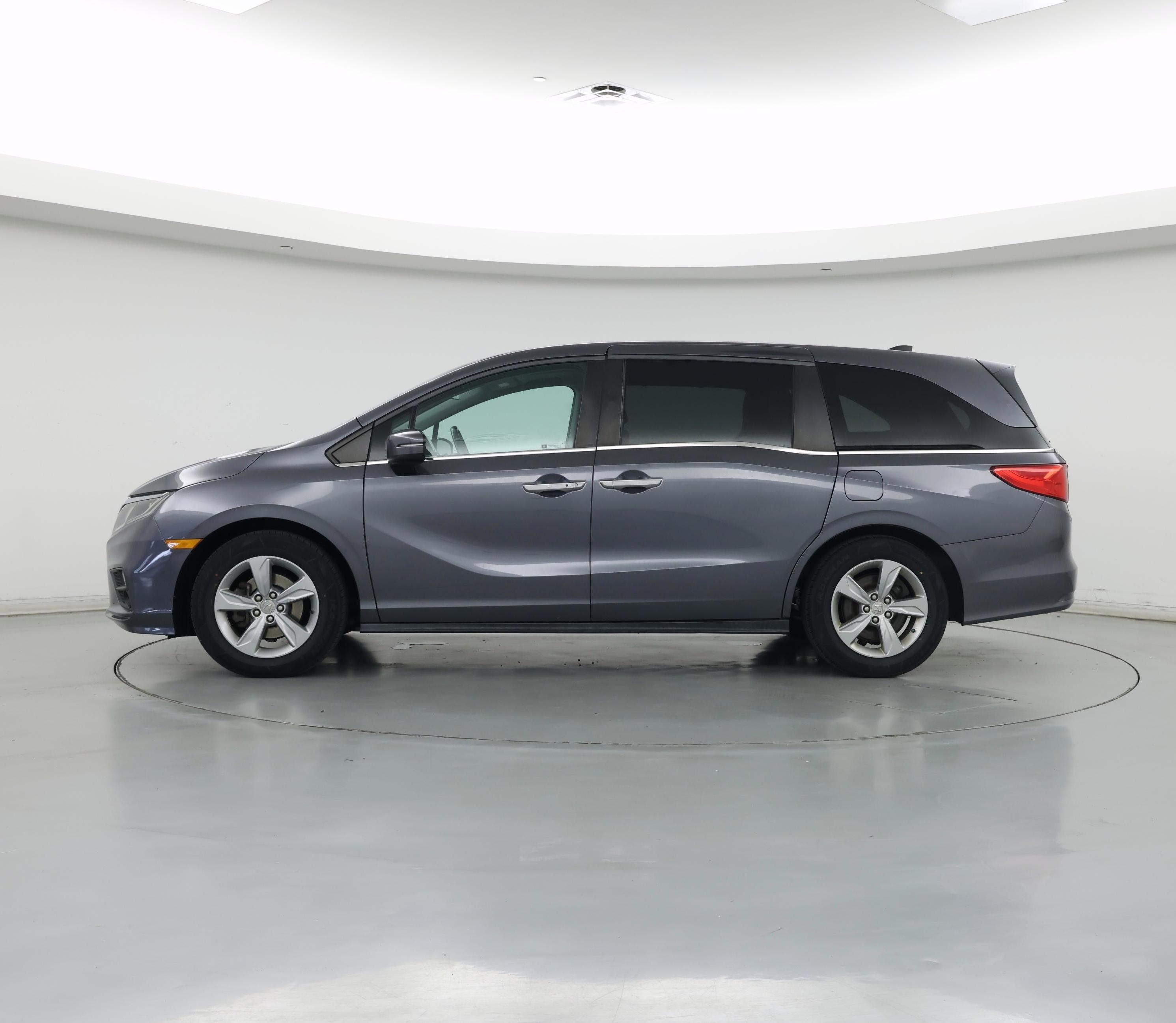 Thumbnail: 2018 Honda Odyssey - 3