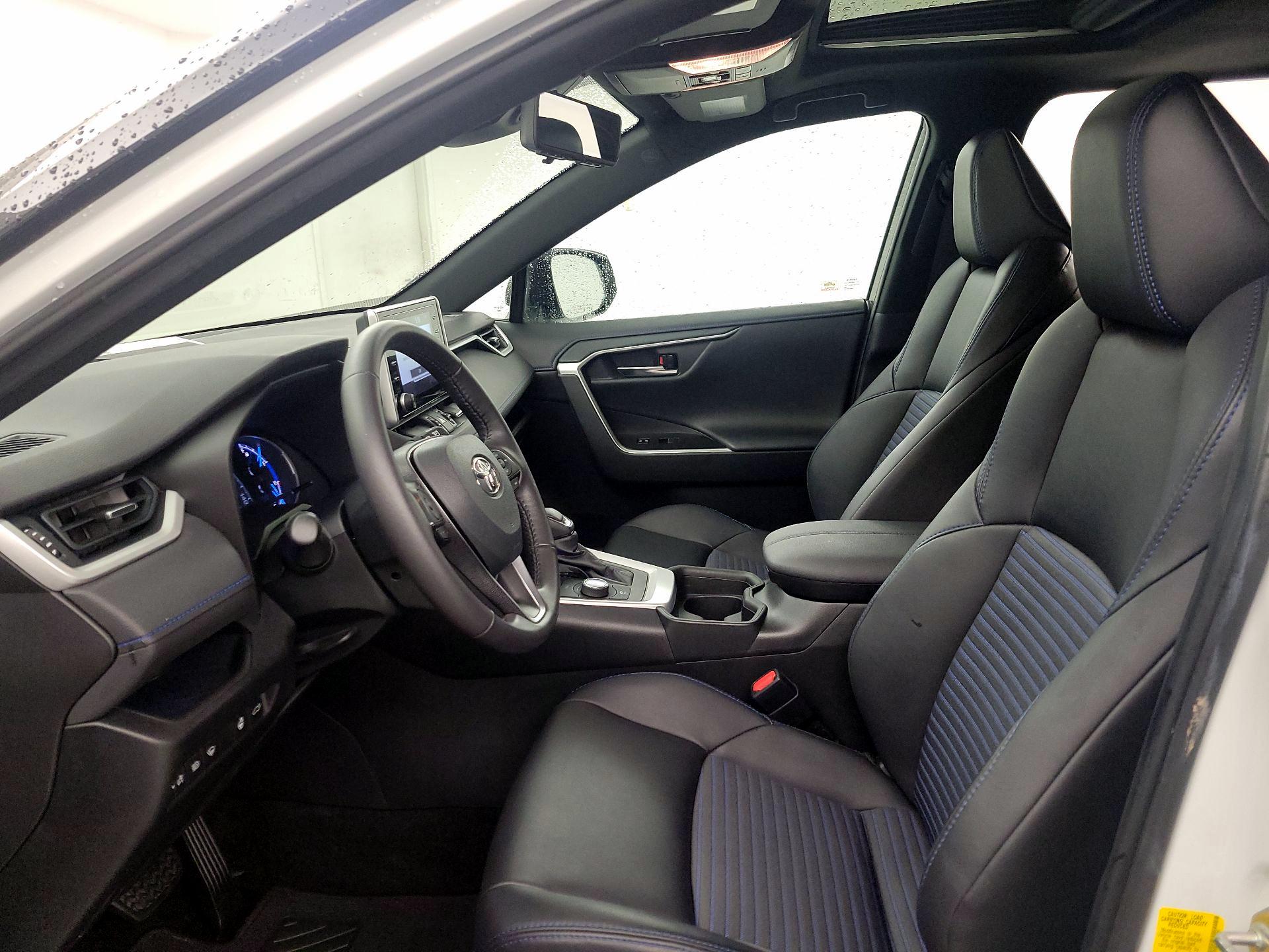 Thumbnail: 2019 Toyota RAV4 - 11