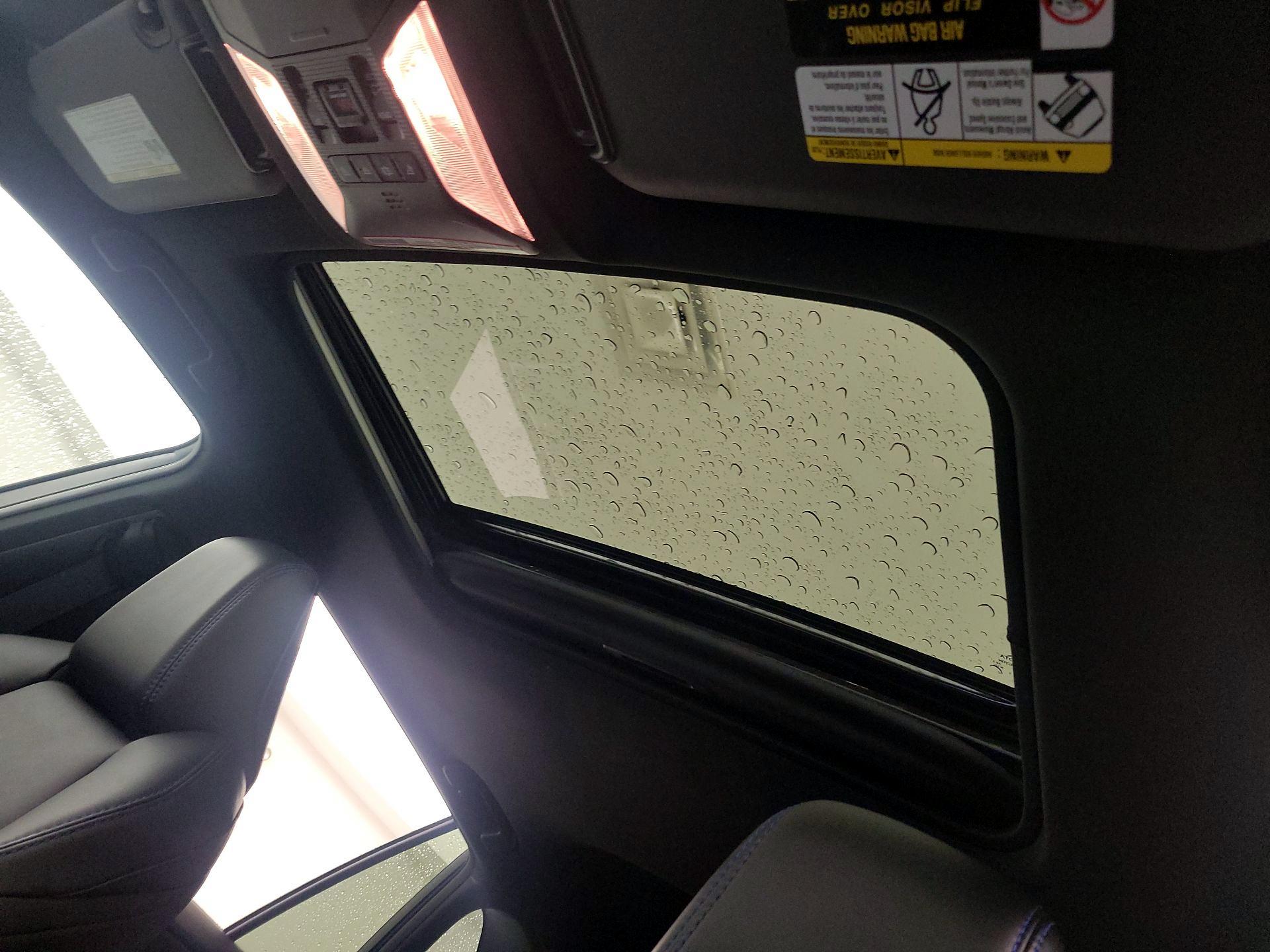 Thumbnail: 2019 Toyota RAV4 - 19