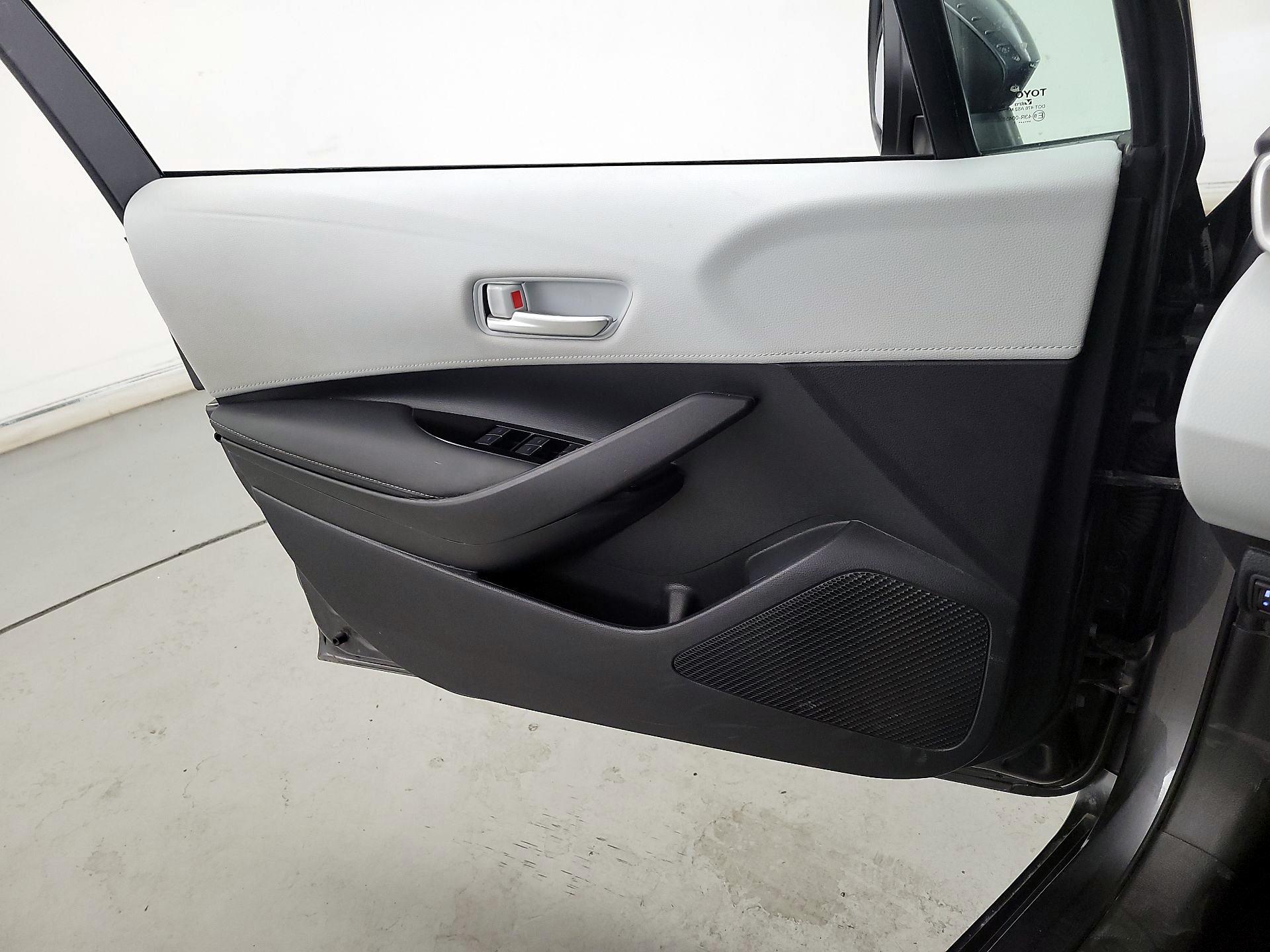 Thumbnail: 2022 Toyota Corolla - 12