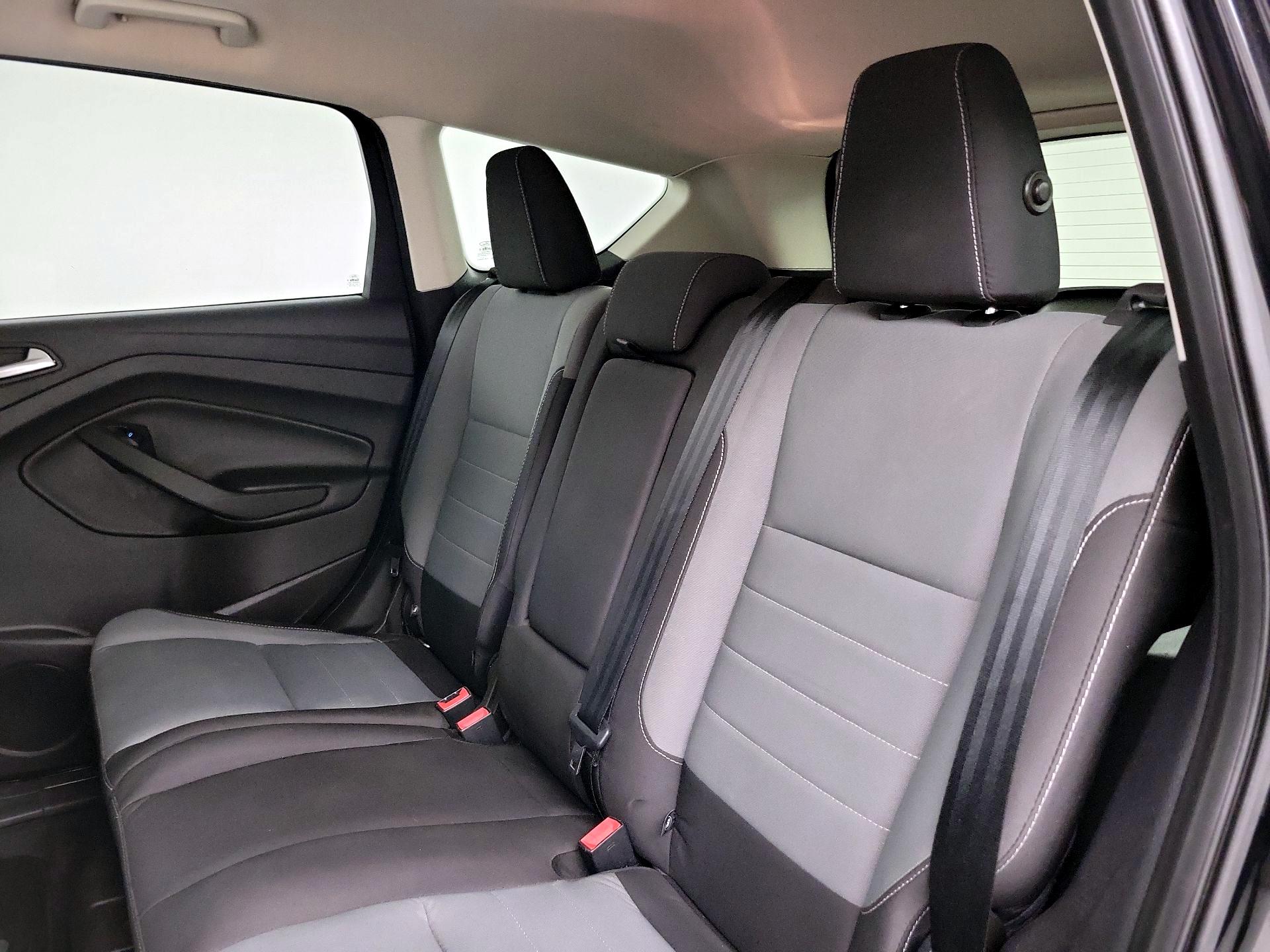 Thumbnail: 2016 Ford Escape - 19