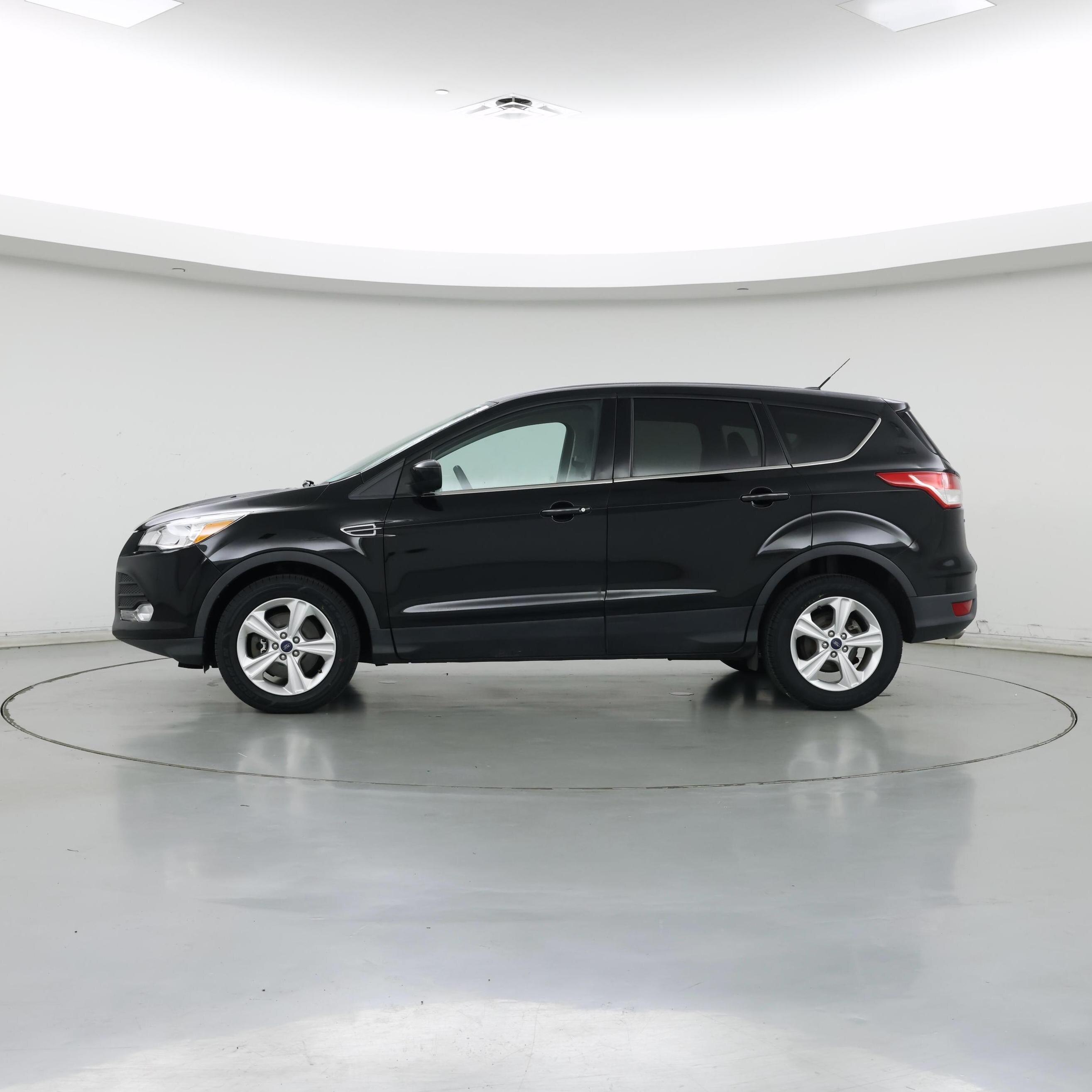Thumbnail: 2016 Ford Escape - 3