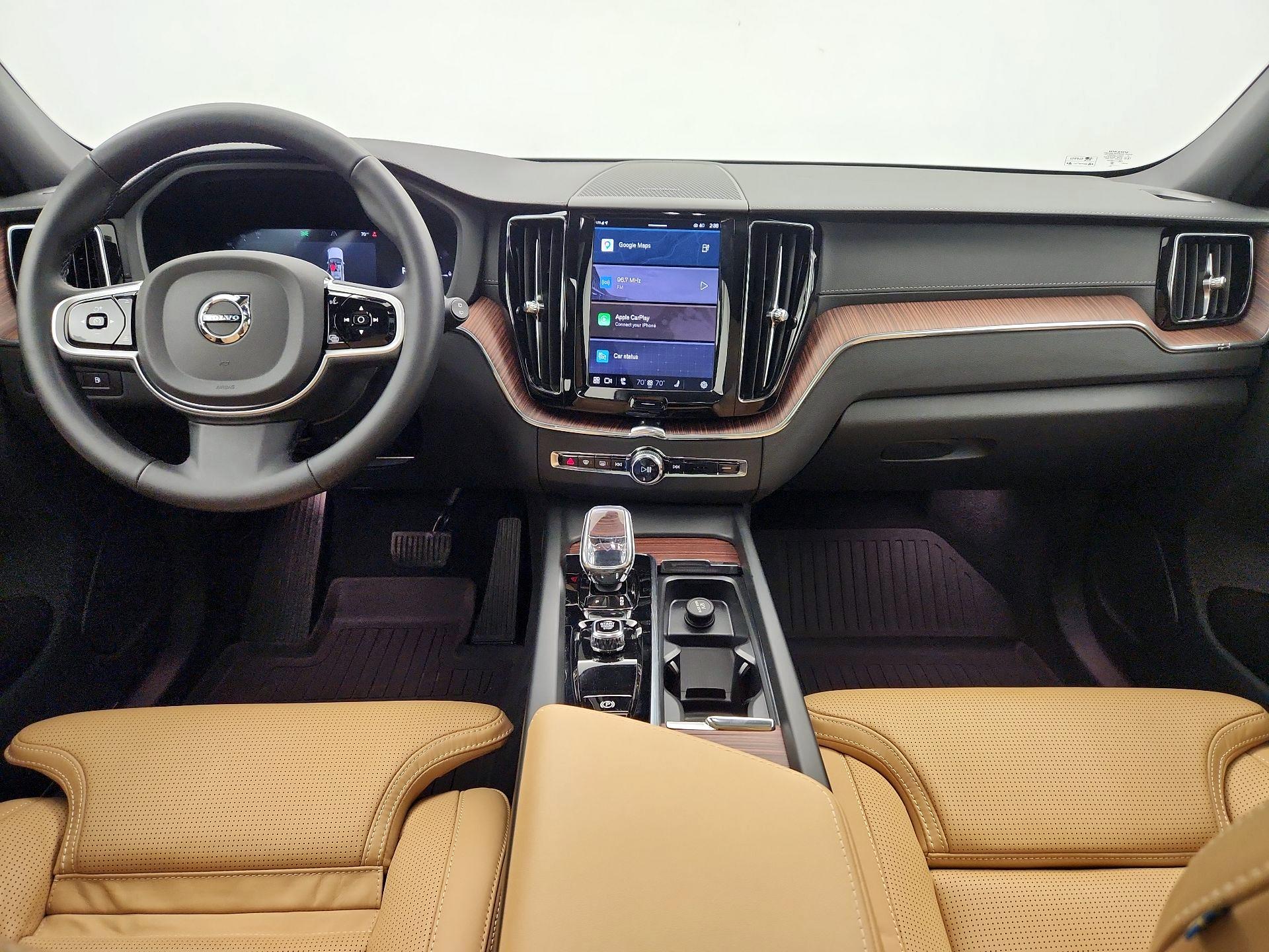 Thumbnail: 2025 Volvo XC60 - 9