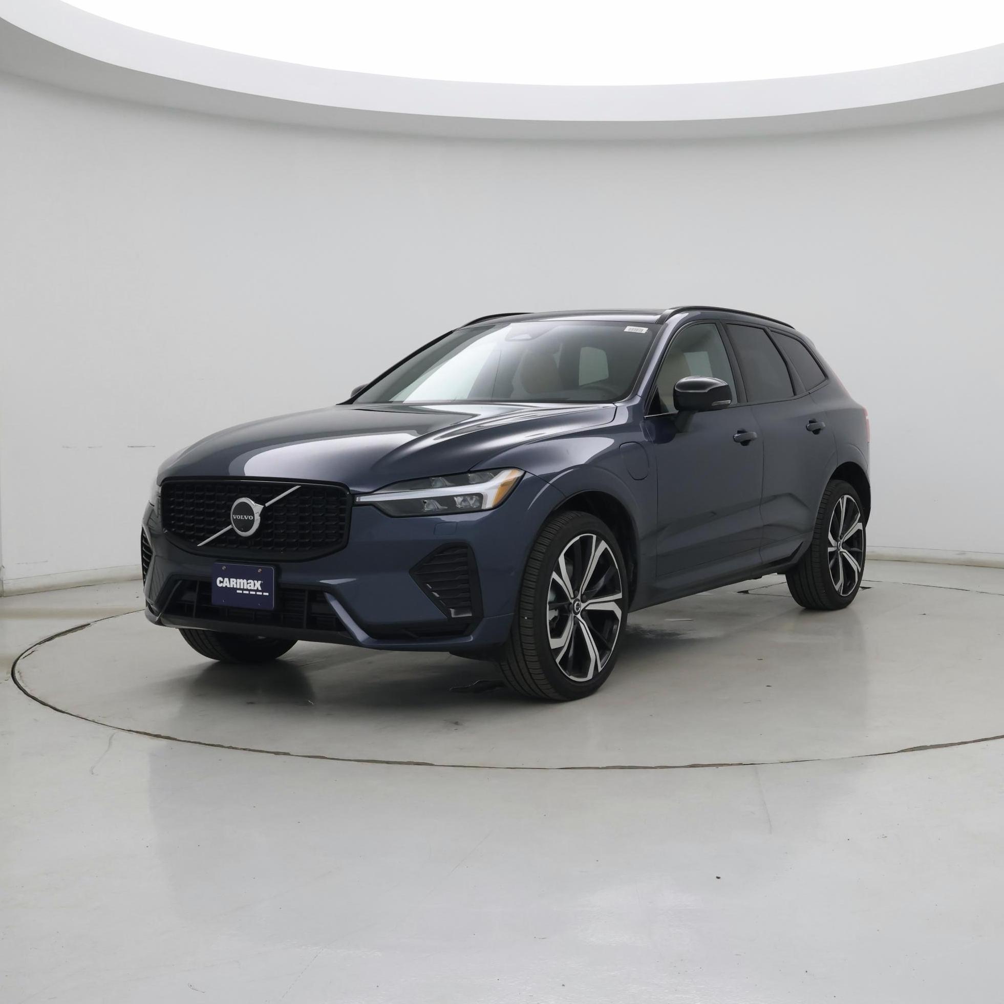 Thumbnail: 2025 Volvo XC60 - 4
