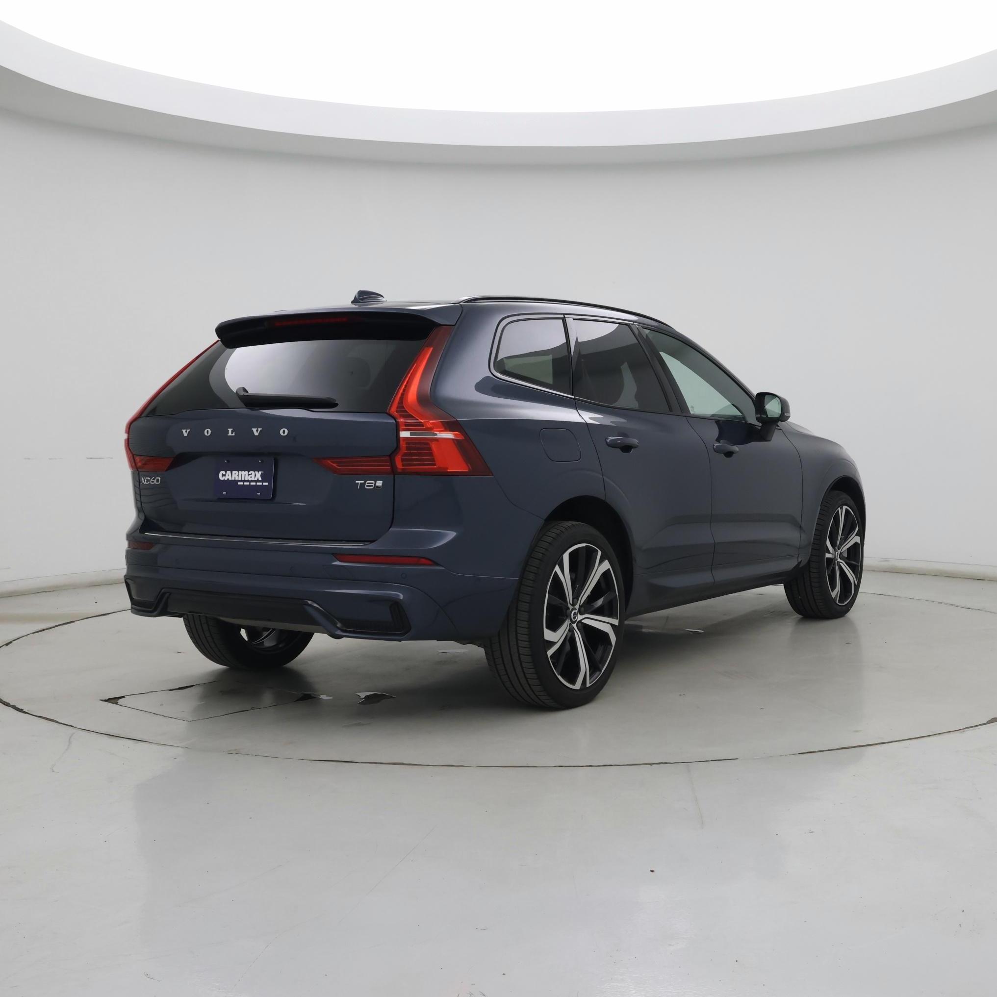 Thumbnail: 2025 Volvo XC60 - 8